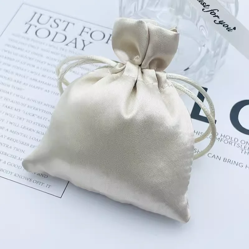 Silk satin high-end bundle pocket satin drawstring bag dust-proof storage bag high-end customized gift bag clothes shoes