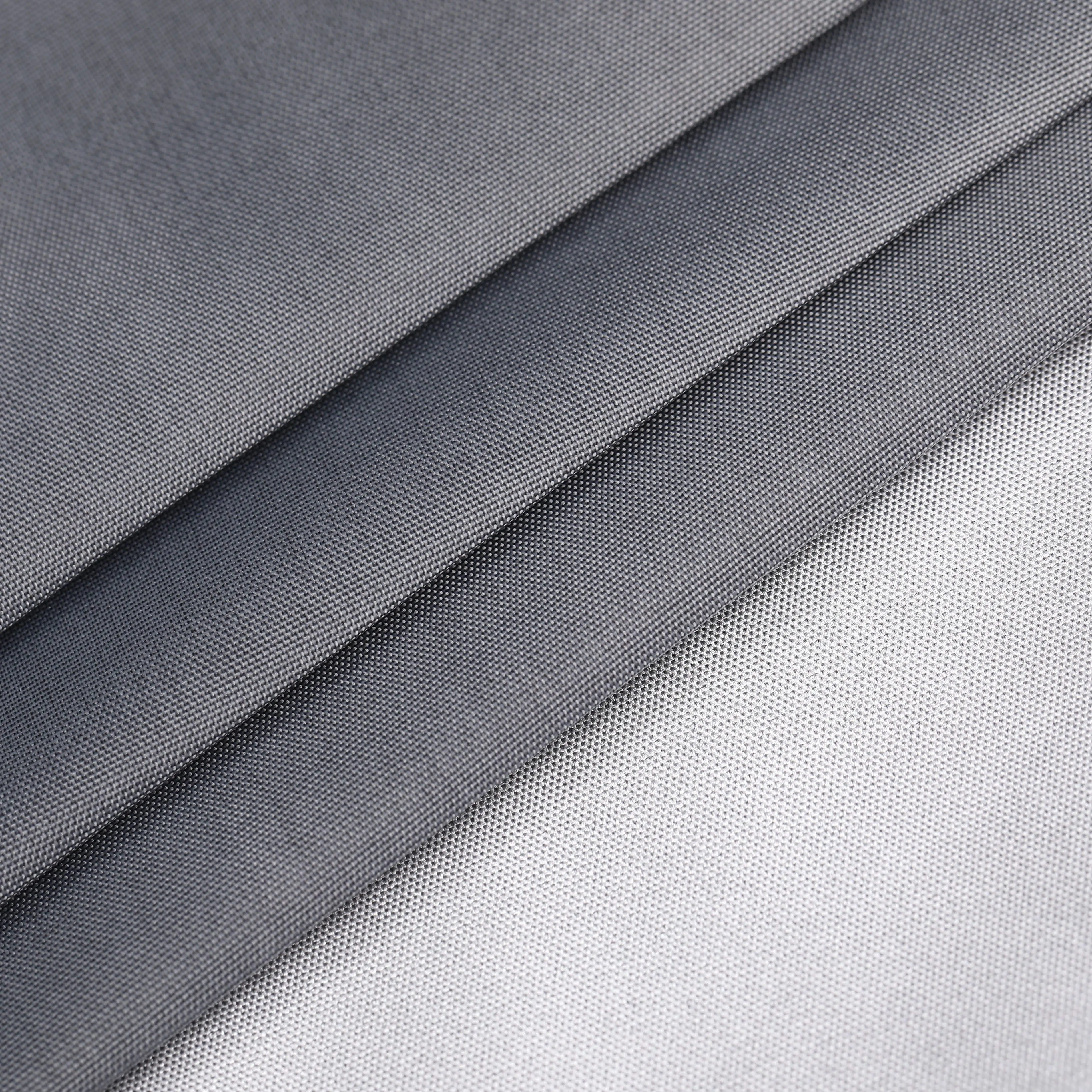 China Manufacture silver coated polyester fabric 420D Oxford fabric for tent