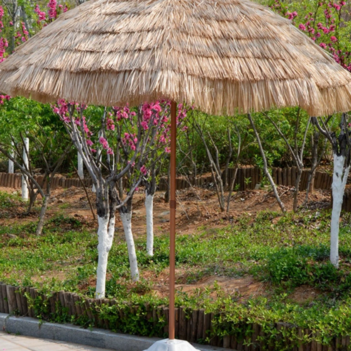 MORE DESIGN Free Sample Wooden Pole Canvas Waterproof Patio Swimming Pool Garden Wooden Sun Beach Straw Outdoor Umbrella
