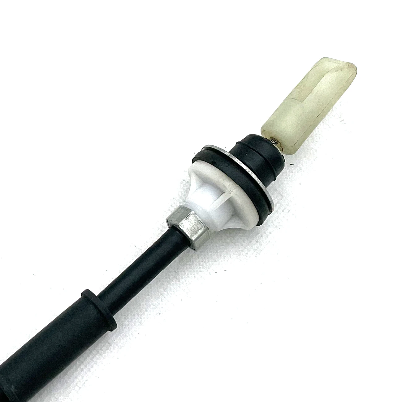 Customized Clutch Cable OEM 30770-5F200/30770-6F610 Clutch Cable for NISSAN