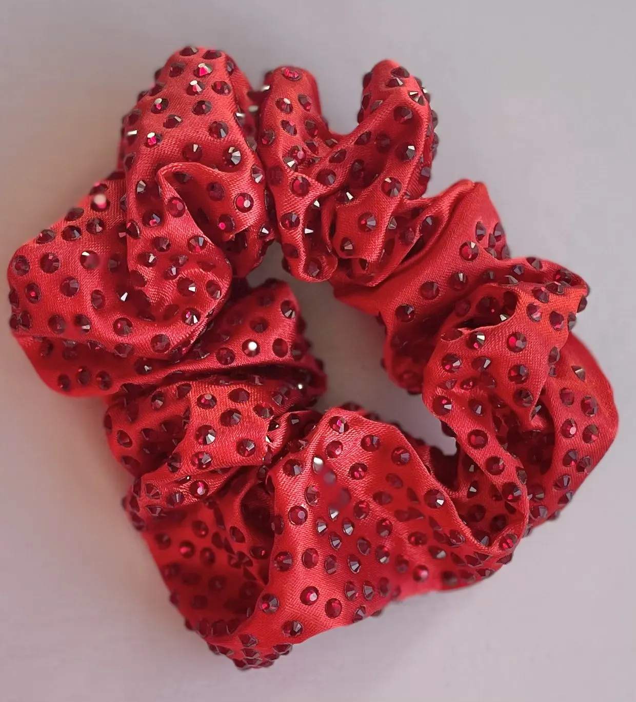 Wholesale custom fashionable glitter colourful hair scrunchies glitter sparkle bling competition fabric hair tie for girls