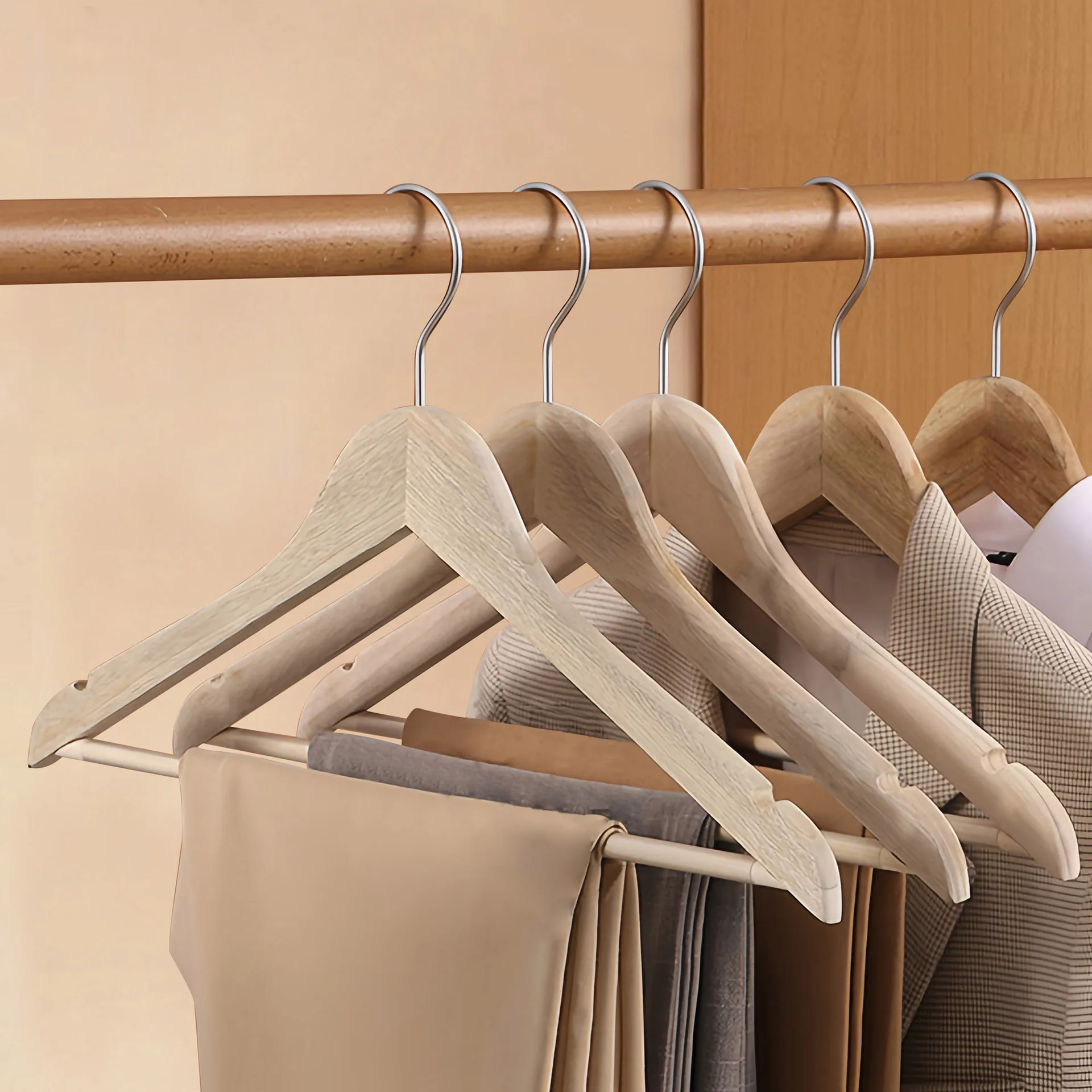 Solid Camphor Wood Hanger Anti-Mildew Insect-Proof Seamless Metal Hook for Hotel & Household Suit & Clothes Support Living Room