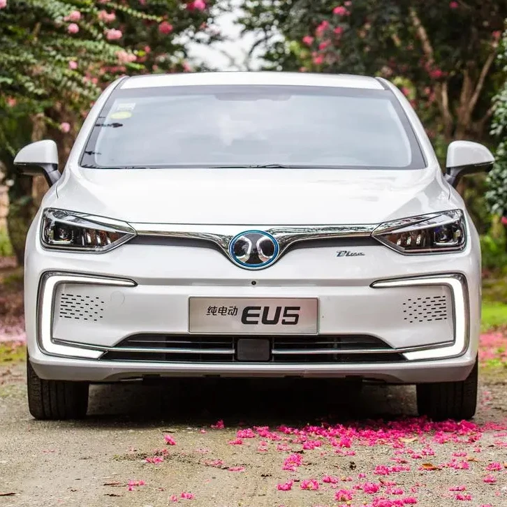 BAIC BEIJING EU5 Electric Vehicle Adult Sedan Cars China for Taxi Baic Eu5