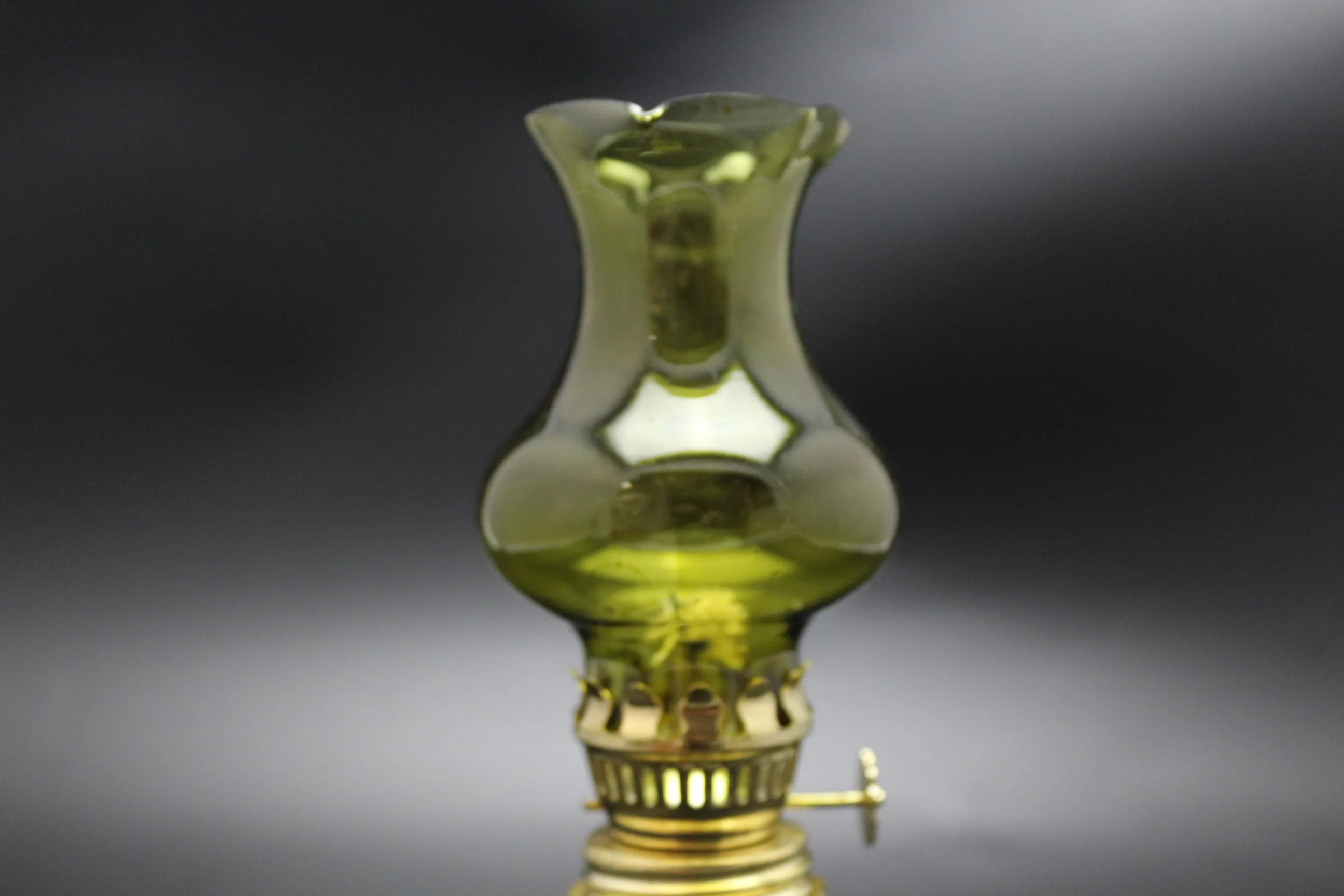 Vintage Decoration Kerosene Lamp Glass Chimney With Kerosene Lamp Burner