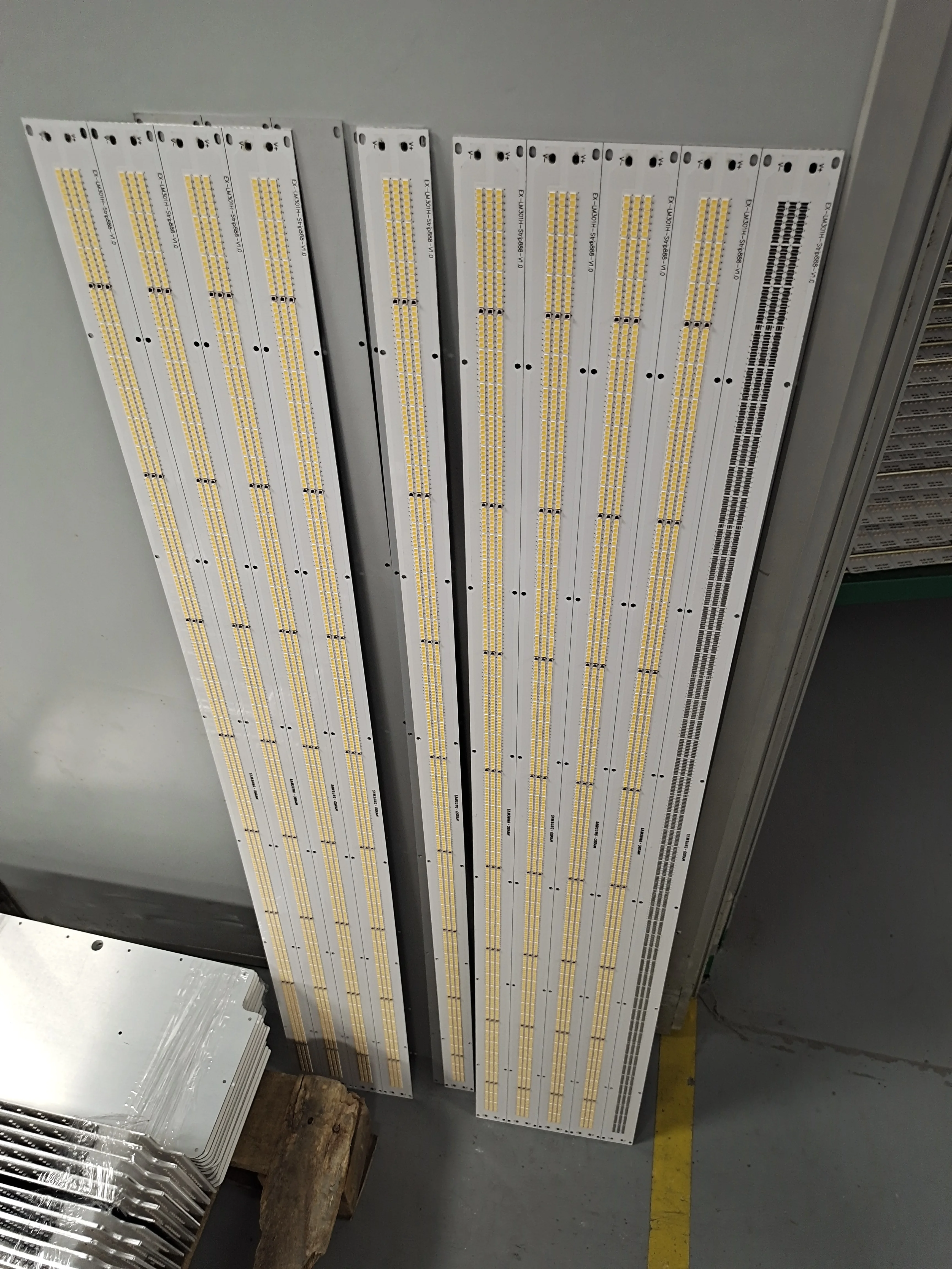 Custom Led Grow Light Strip Samsung Led Strip Grow 60W 120W Samsung LM301H EVO PCB