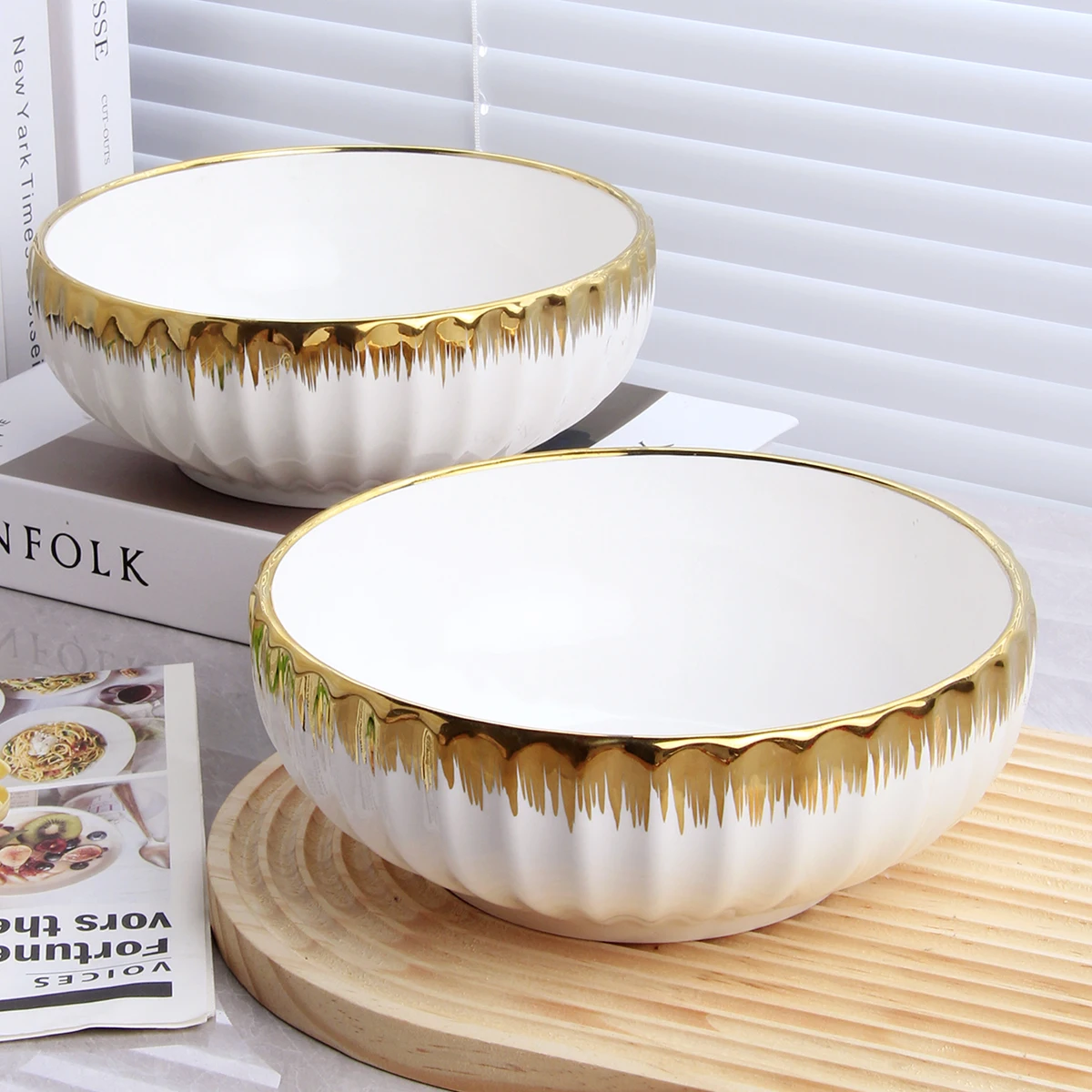 Simple White Ceramic Bowl Dessert Cereal Soup Bowl Affordable Gold Rimmed Salad Bowl Tableware