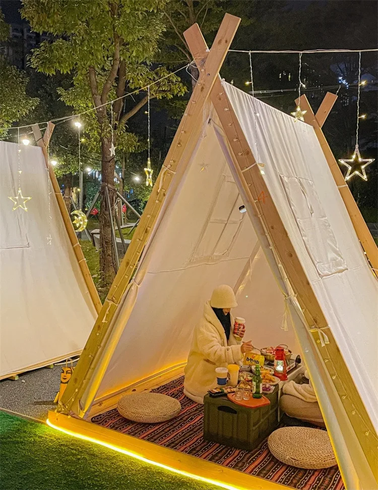 Outdoor camping tent camping rooftop triangle scenic area homestay rain proof dining barbecue hot pot cabin tent
