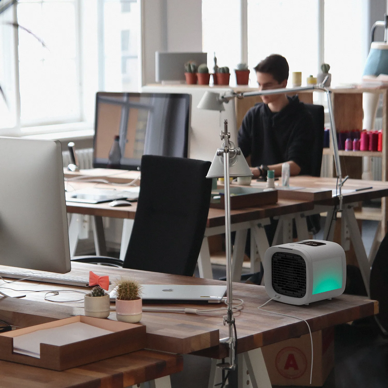 Hot selling personal summer cooling 5v usb handheld led mini fan small mobile air cooler fan