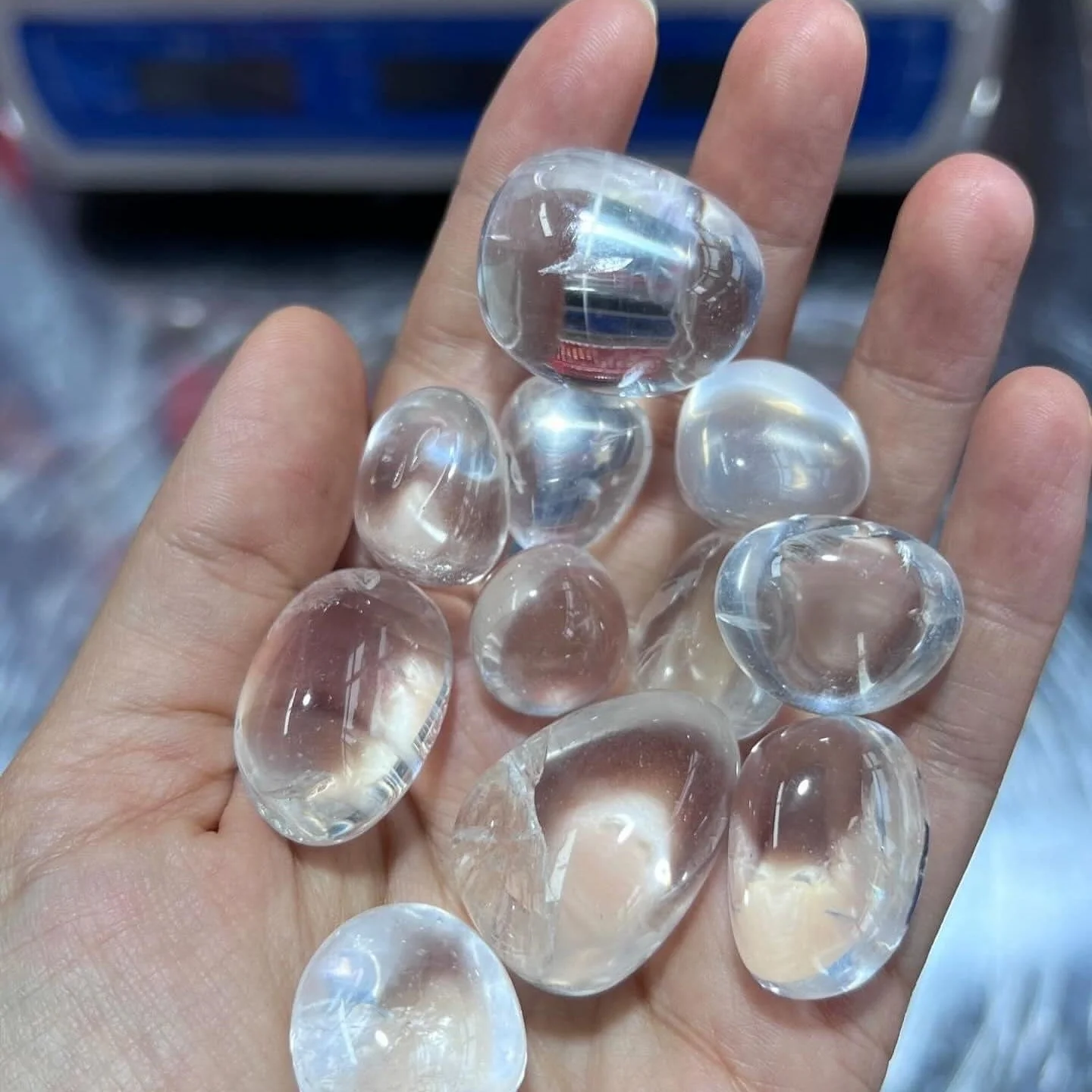 Tumbled Stones Clear Quartz Dream Amethyst Crystal Healing Energy Crystal Natural High Quality Rose Home Decoration Gemstone