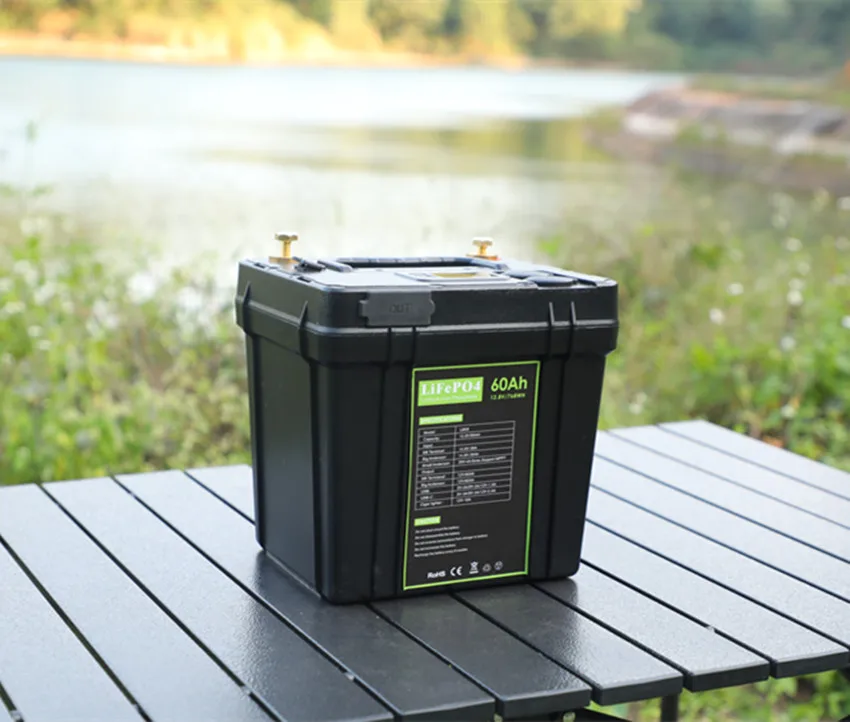 Outdoor Waterproof IP65 12V 100Ah LiFePO4 Battery Packs Solar MPPT Wireless Charging Cigar Lighter Electric Motors Boats 220V