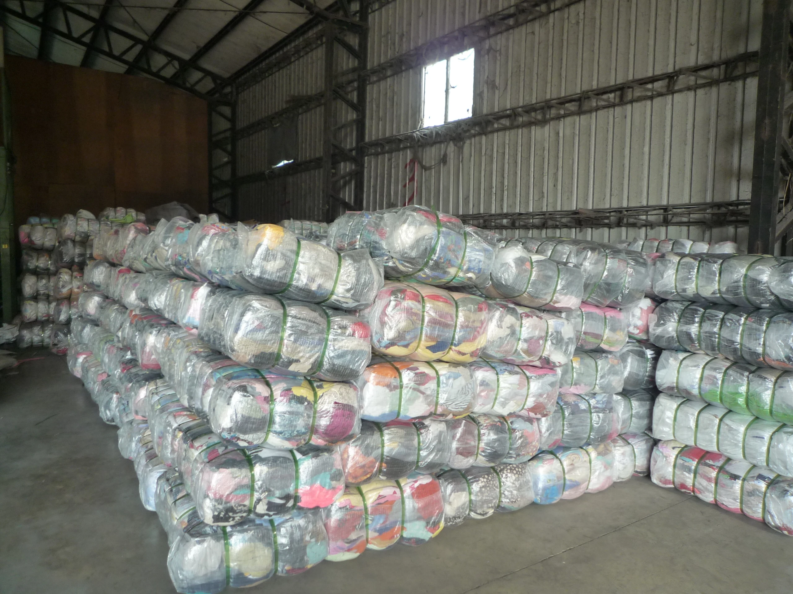 Prime Quality Taiwan Manufacturer Second Hand Clothes Used Clothes For Men For Wholesale