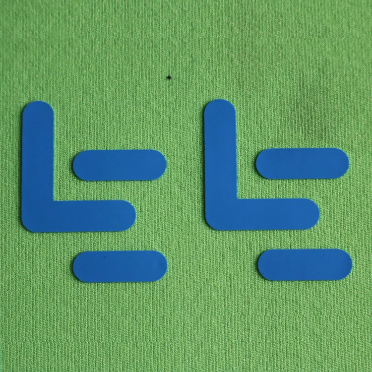 Custom printing 3d embossed logo iron-on design garment clothes t shirt hat iron on rubber badge