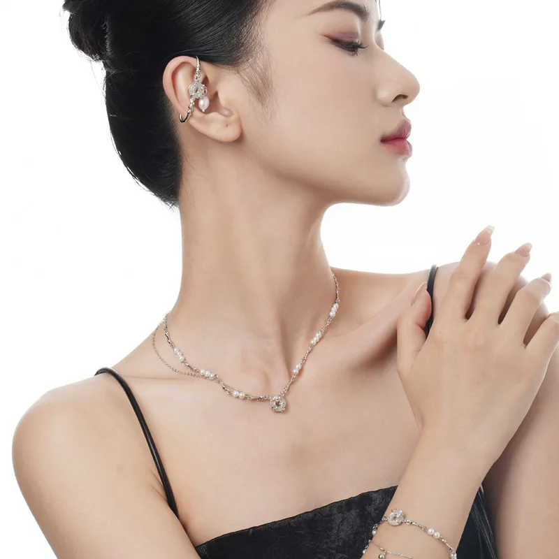 New Chinese Style Niche S925 Sterling Silver Safe Buckle Chat Female White Gold Handcrafted Short Shell Beads Clavicle Necklace