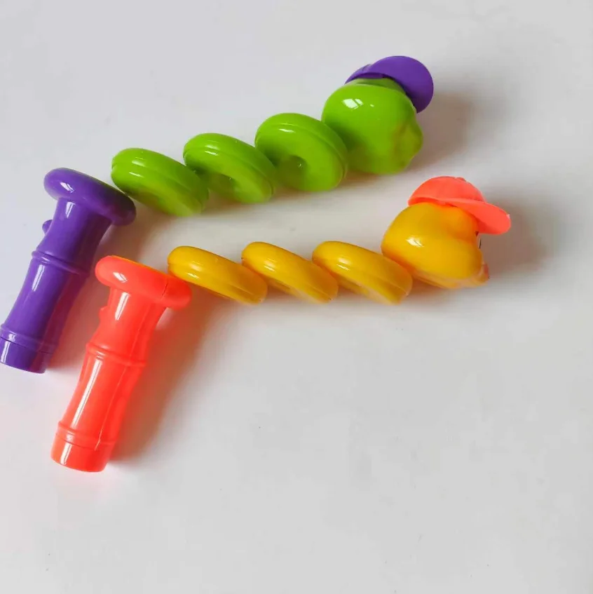 Wholesale high quality whistle Twist snake and duck toys decompression swing power controlled balance swing toys