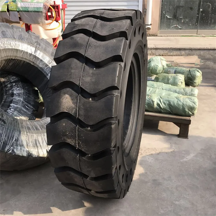 high quality solid tires for forklift  8.25-16 20.5-16 16/70-20 16/70-24 17.5-25 23.5-25