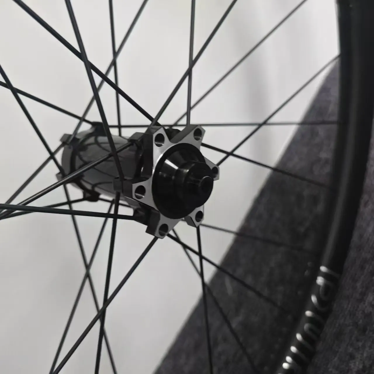 BIKE TWDH60 700c Carbon Fiber UD Matte Disc Road RC2560 Wheelset For Road Height 60mm Racing Bike Wheelset