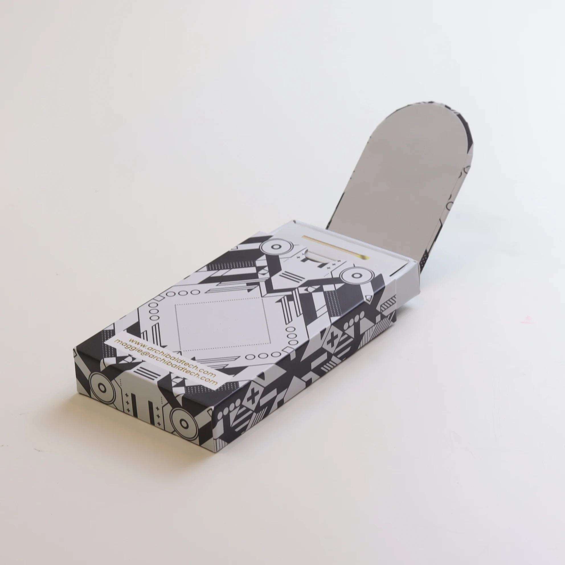 Wholesale Durable Cone Box Printing Pre Roll Packaging Box Magnetic Flip Cover Paper Cardboard Boxes for Cigarettes