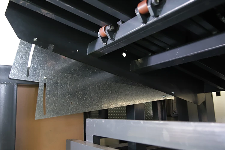 Everbesten ac power 1ton loading ramps hydraulic dock leveler for warehouse