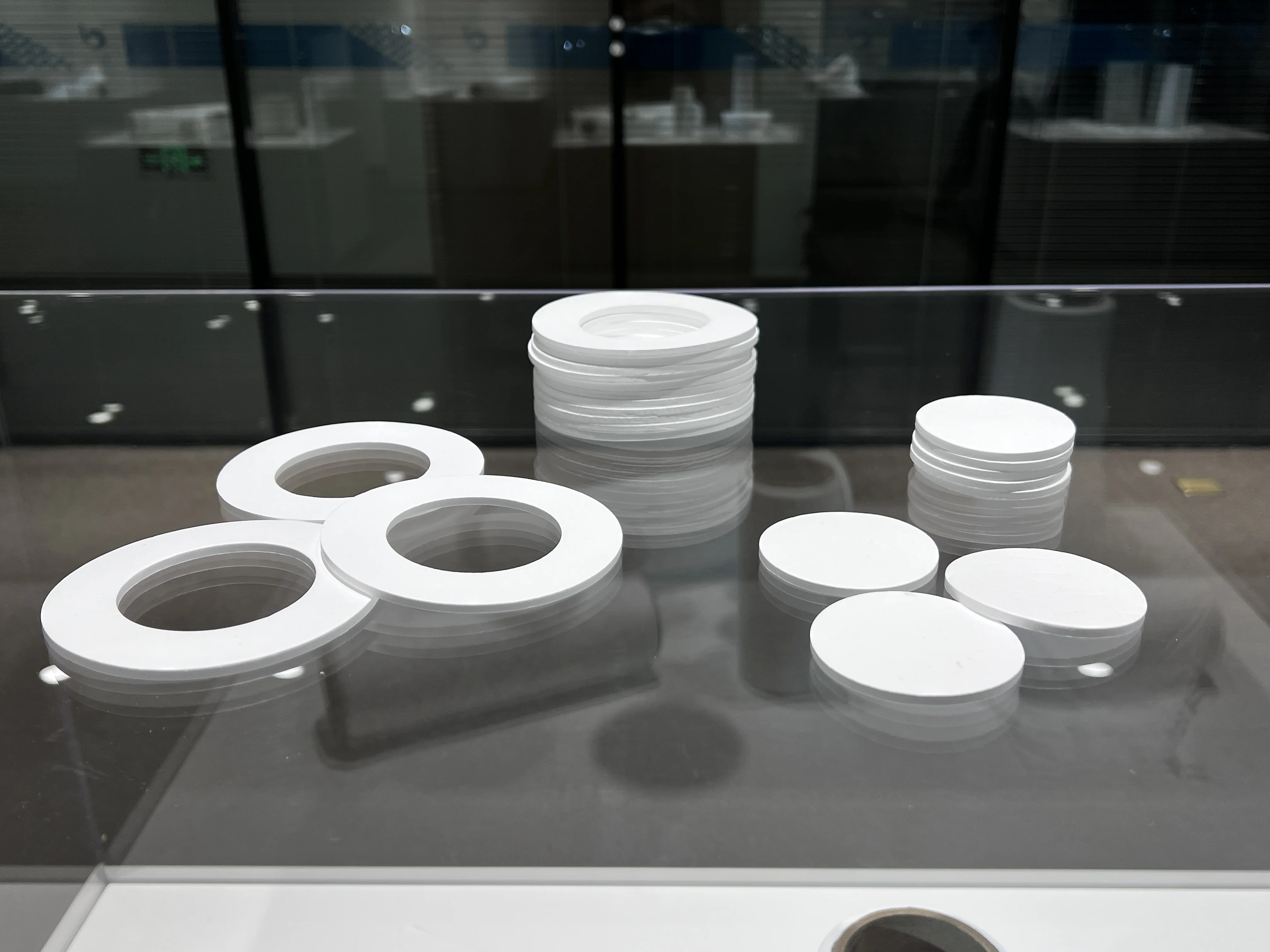 High-Temperature and Corrosion-Resistant ePTFE Sheet for Sealing and Gasket in Chemical Processing Equipment