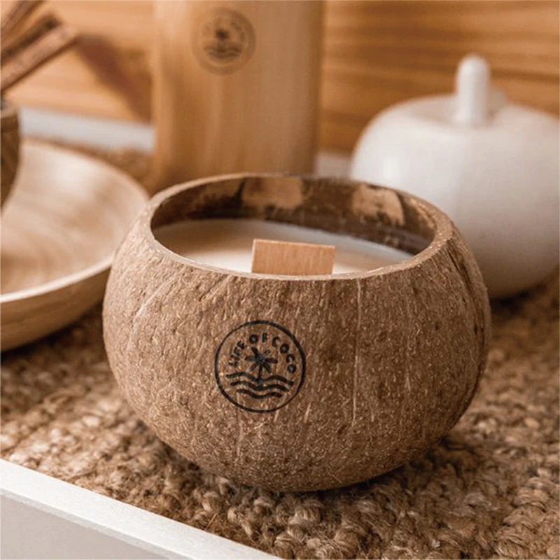 Wholesale Custom Luxury Wood Wick Coconut Bowl Candles Handmade Natural Coconut Shell Scented Candles