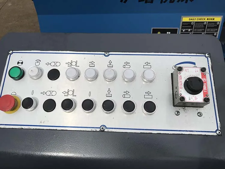 GB4260 High Productivity Metal Band Sawing Machine Metal Saw