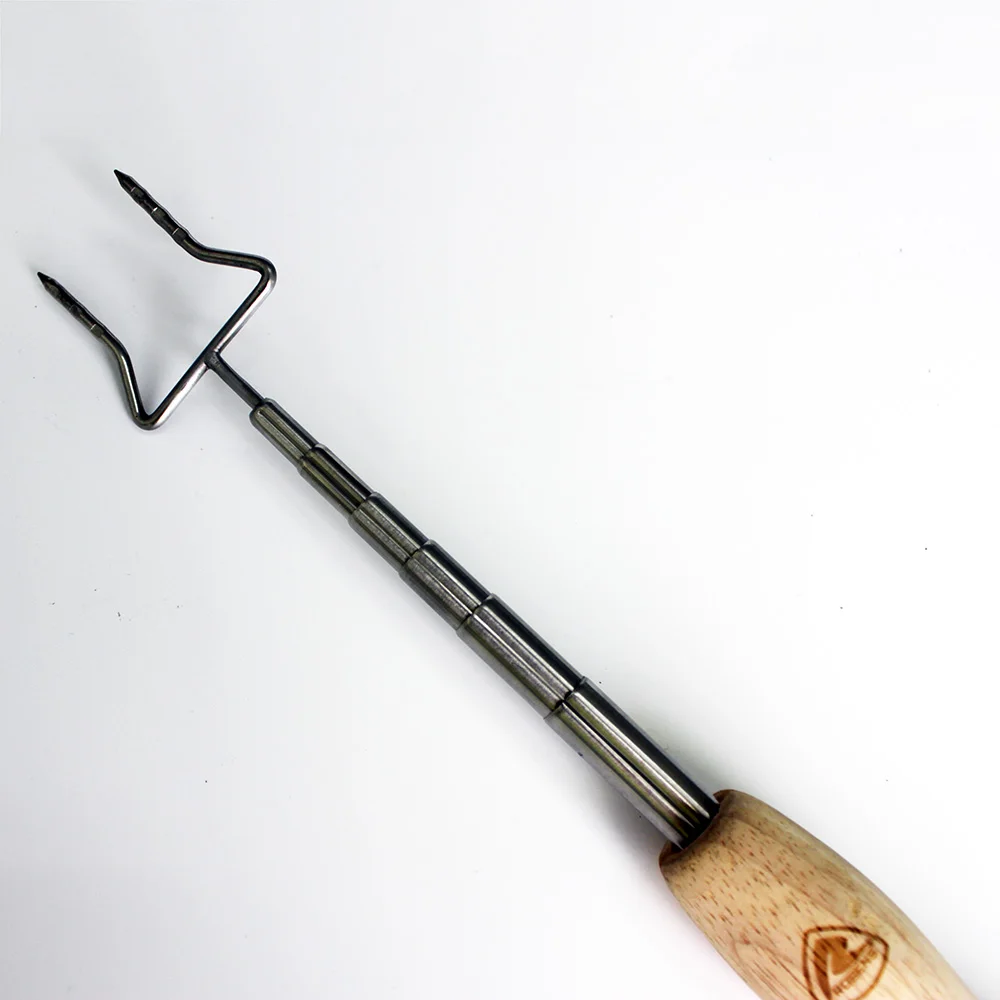 Hot sales 32-inch Telescoping Skewers Stainless Steel Marshmallow Roasting Sticks BBQ Hotdog Sausage Fork for Outdoor Campfire