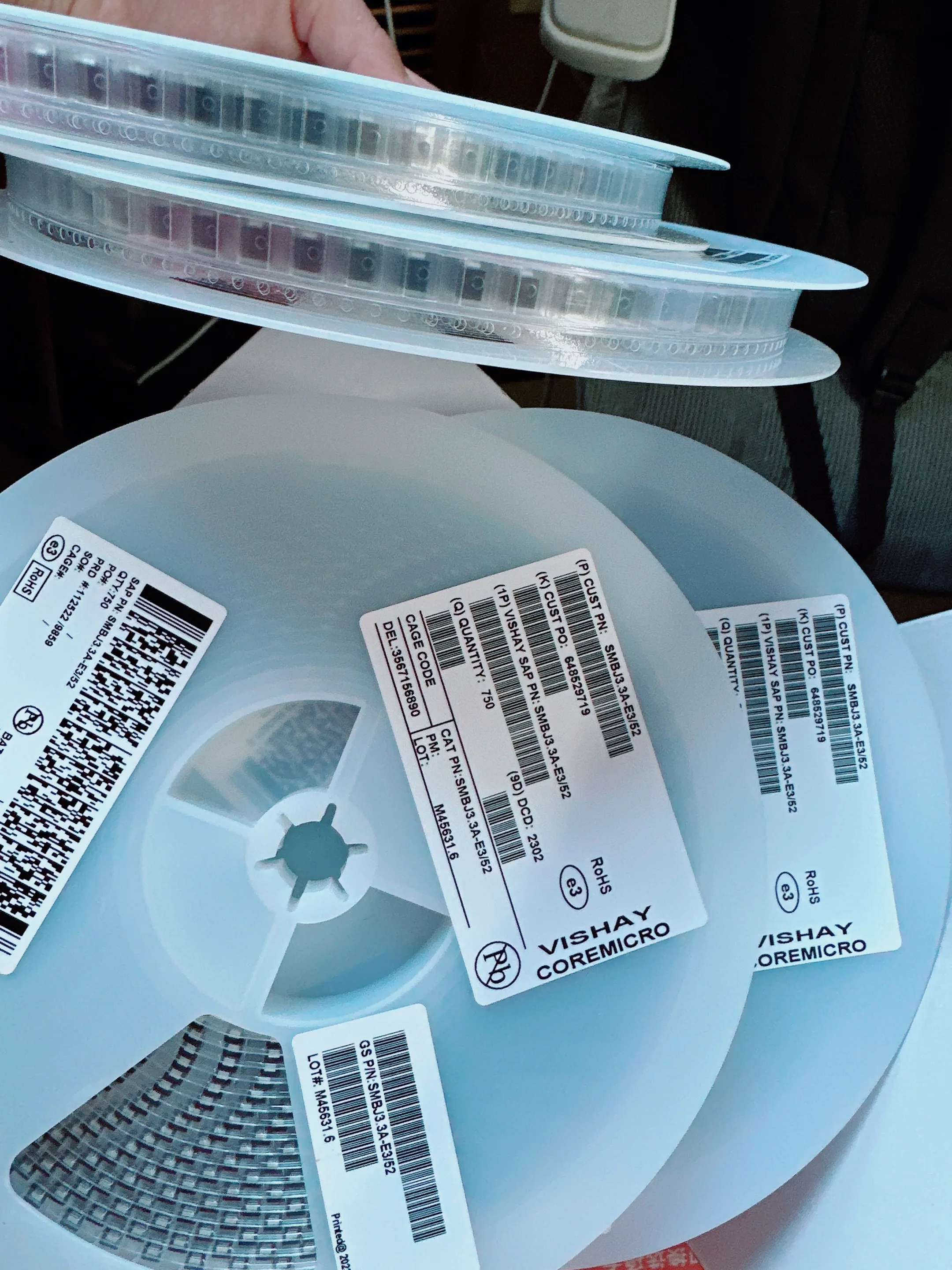 electronic Component SMBJ9.0CA/9.0A SMD diode TRANSIENT VOLTAGE SUPPRESSOR