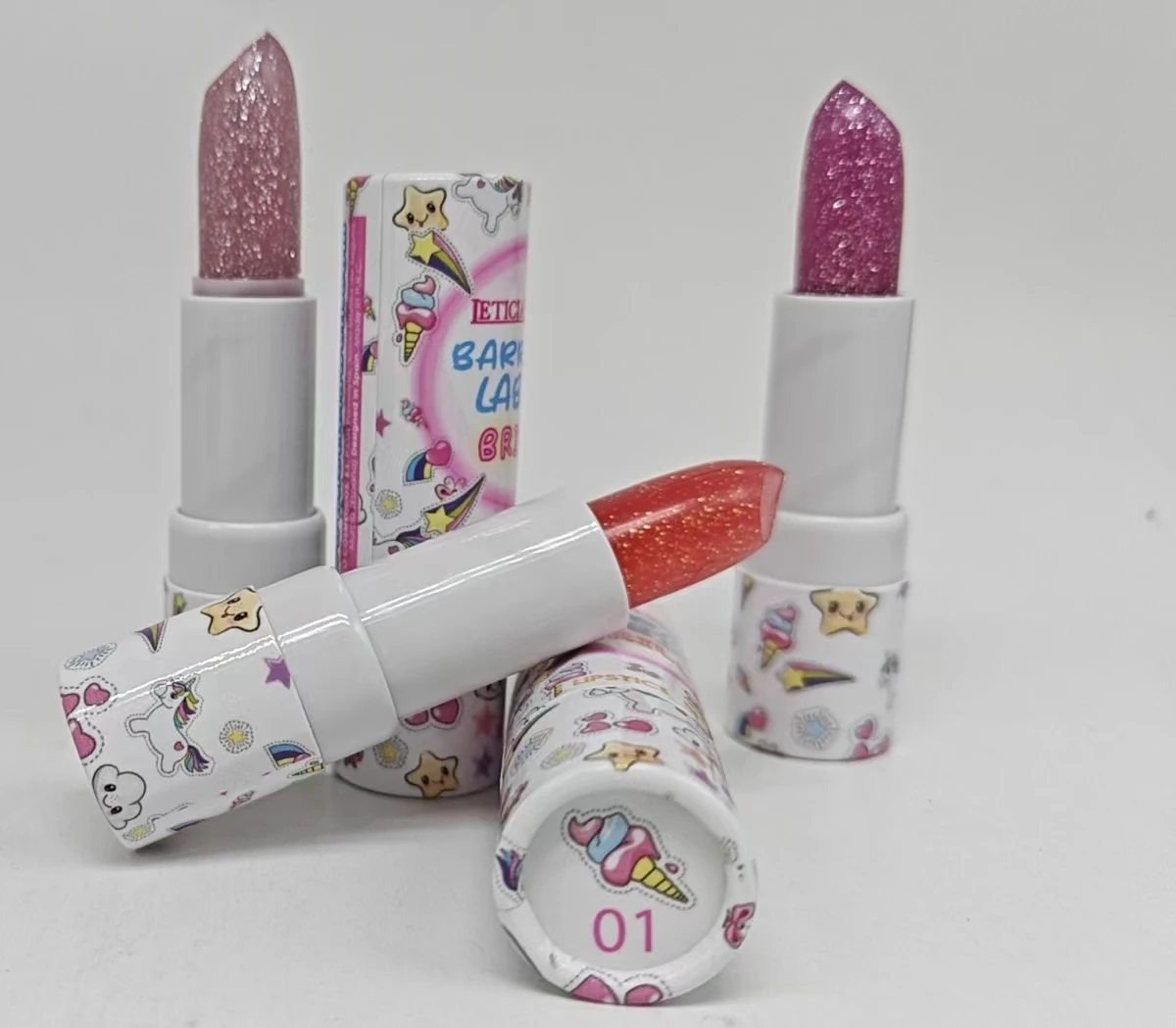 Custom  Logo Label  Twist  Up  Solid lip gloss   with scallion  moisturizing paper  Tube Packaging  wholesale  Lip  Balm