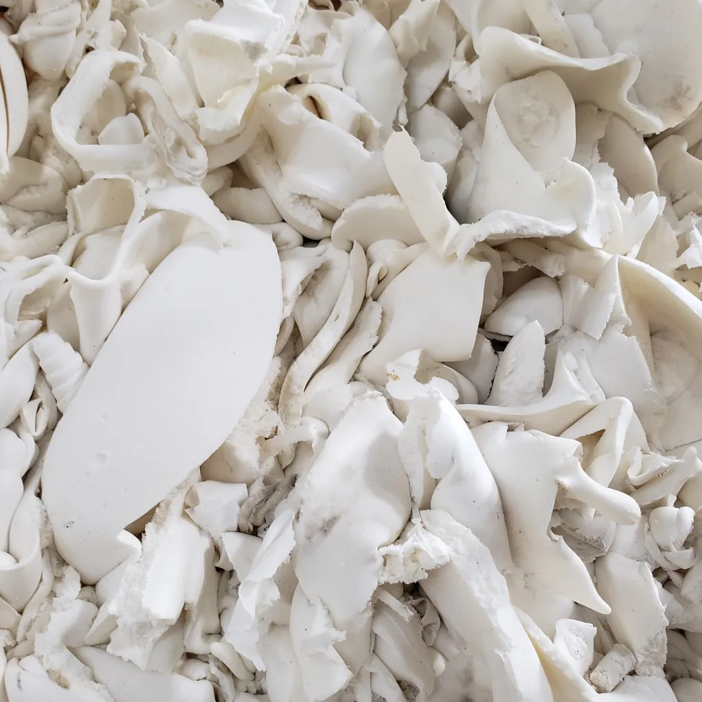 
Leftover Materials Foam Shredded Memory Foam Polyur waste goods sponges for filling or padding latex sponge or non latex sponge 