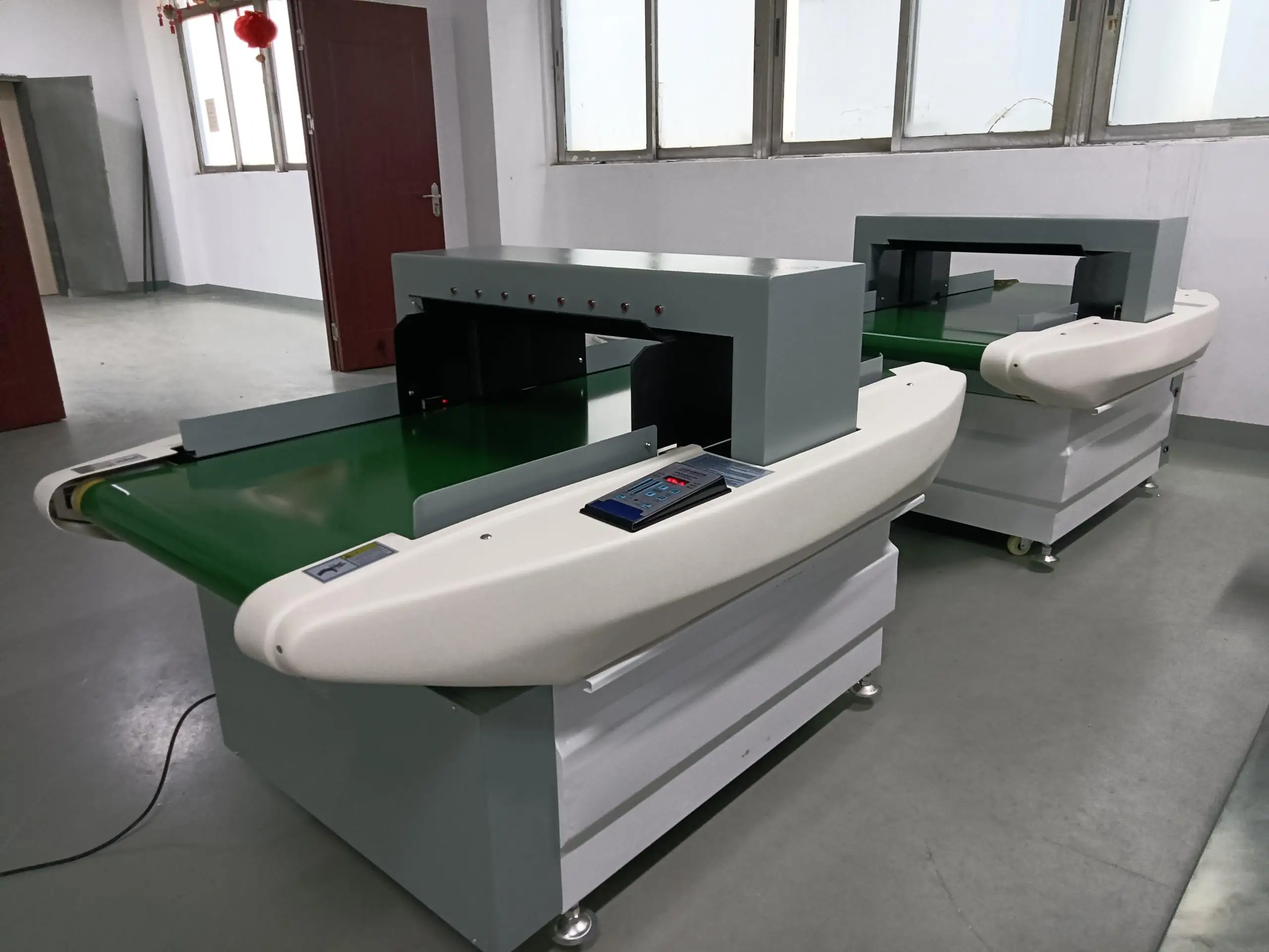 Промышленный металлоигольчатый детектор для текстильной