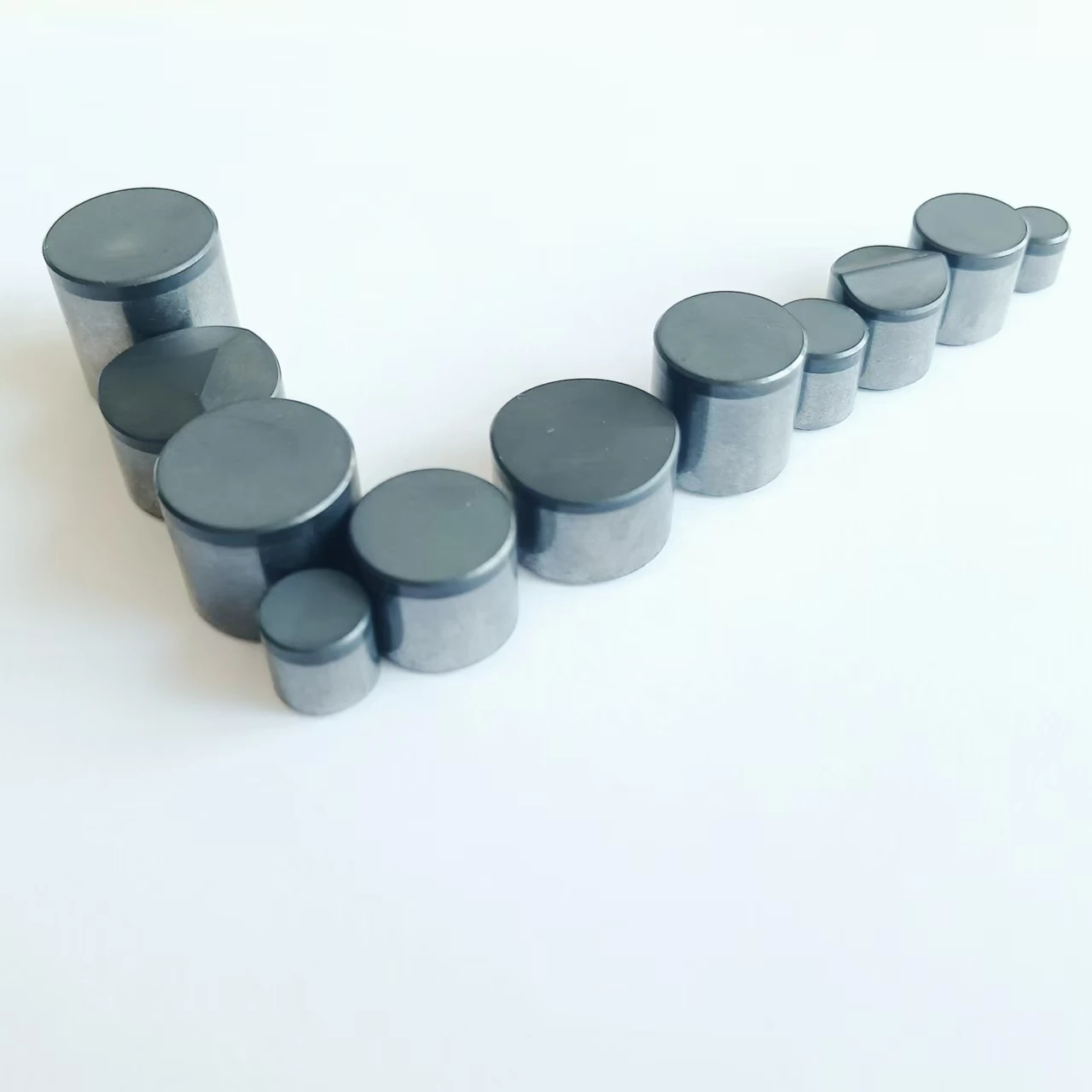 PDC Drill Bits for Oil and Gas Drilling Stone Cutting Tools Spare Parts Drilling Tool Equipment