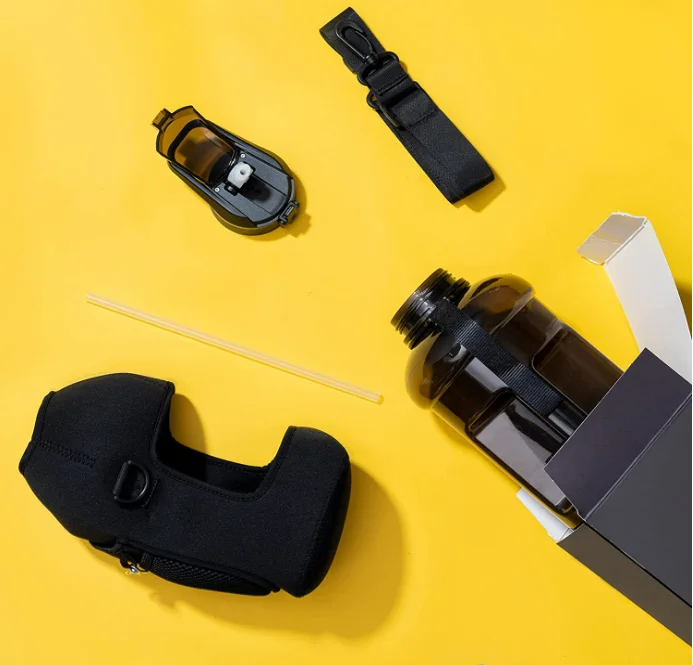 Custom Low MOQ Motivational Time Marker Half Gallon Water Bottle Water Proof Protective Sleeve with Strap