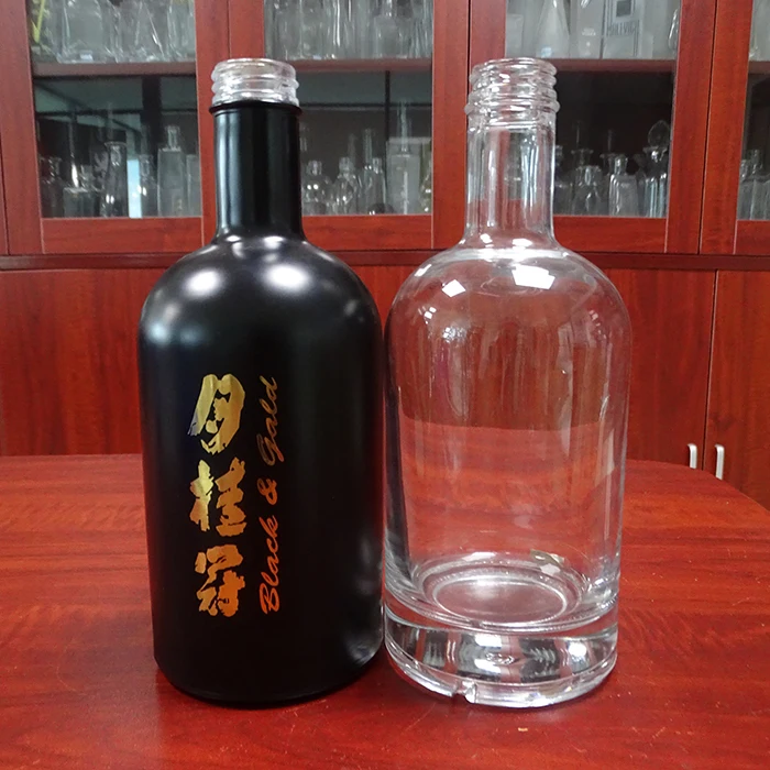 Silver plastic cap round 750 ml glass sake empty bottles black