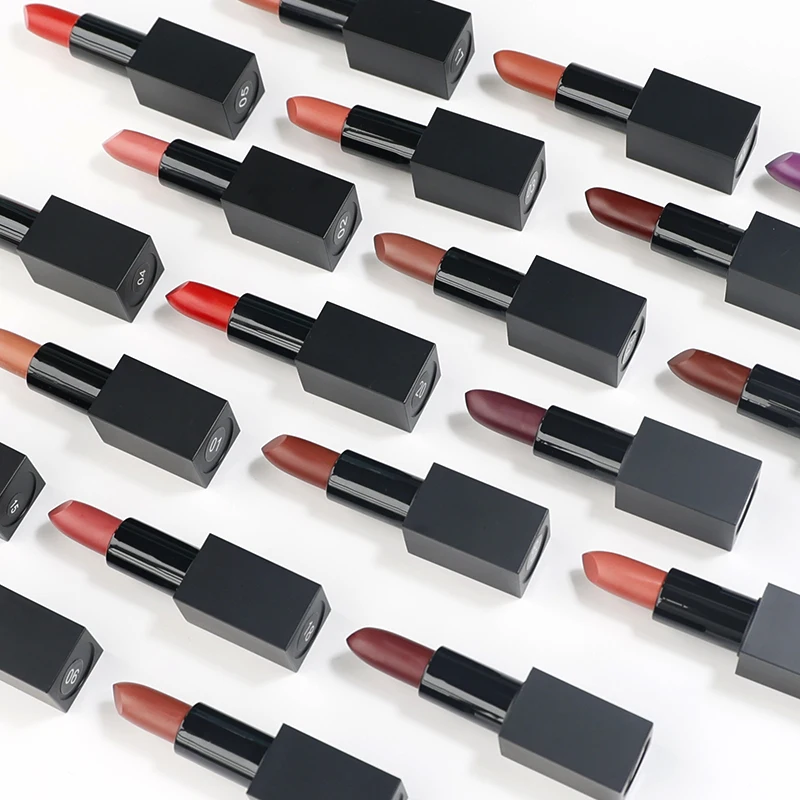 Luxury Lipstick Base Nude Matte Lipstick Custom Label Wholesale Makeup Cosmetics Lipstick