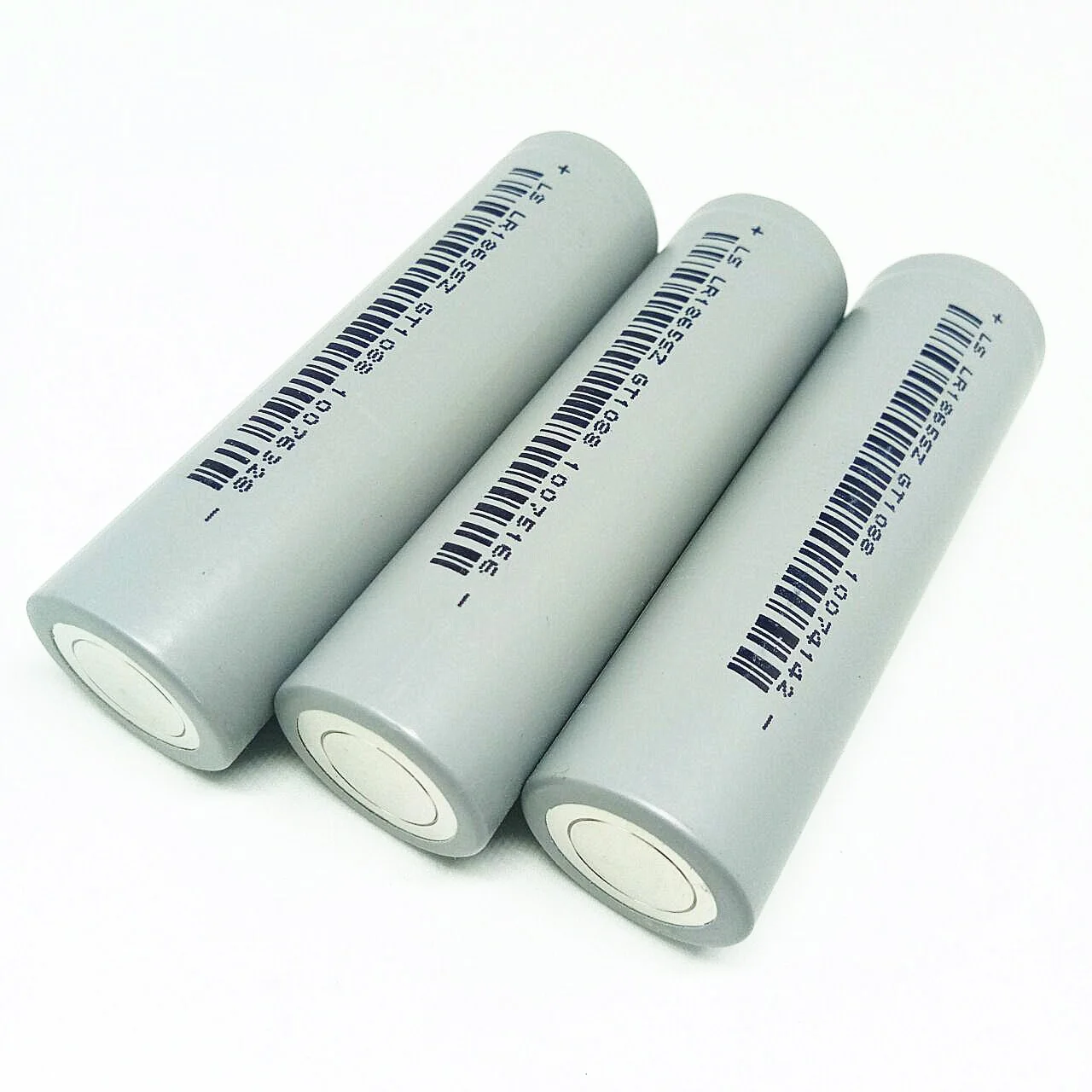 Rechargeable 1500times cycle at 80% capacity battery 18650 3.7v li ion battery cell 2000mah 2500mah 2600mah