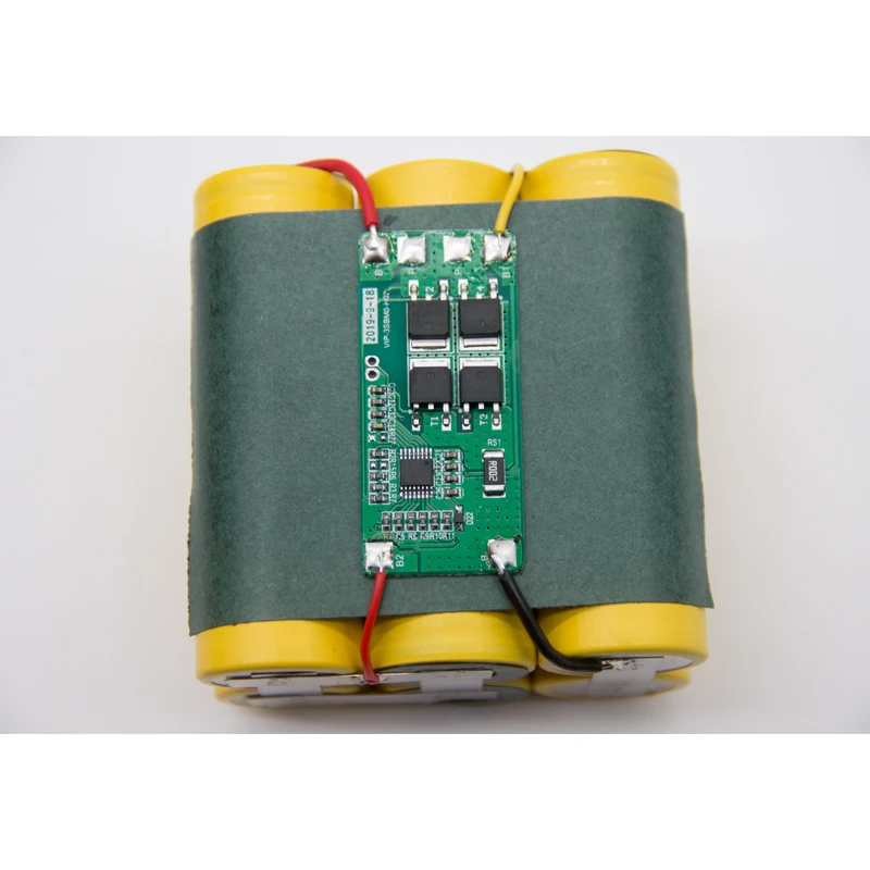 Big Capacity Lithium Ion 32700 Rechargeable Battery Customized Blue 3.2V PCB Circuit 3 Years 6000mah to 6000mah 3.2V 3.2-6000mah