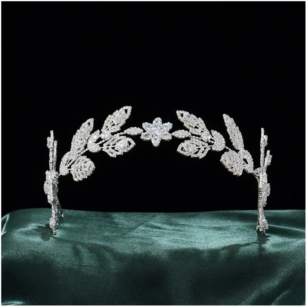 Diadem Girls Popular New Arrivals Wholesale Latest Cheap Good Quality New Fashion Low Price Promotional Princess Crown For Girls