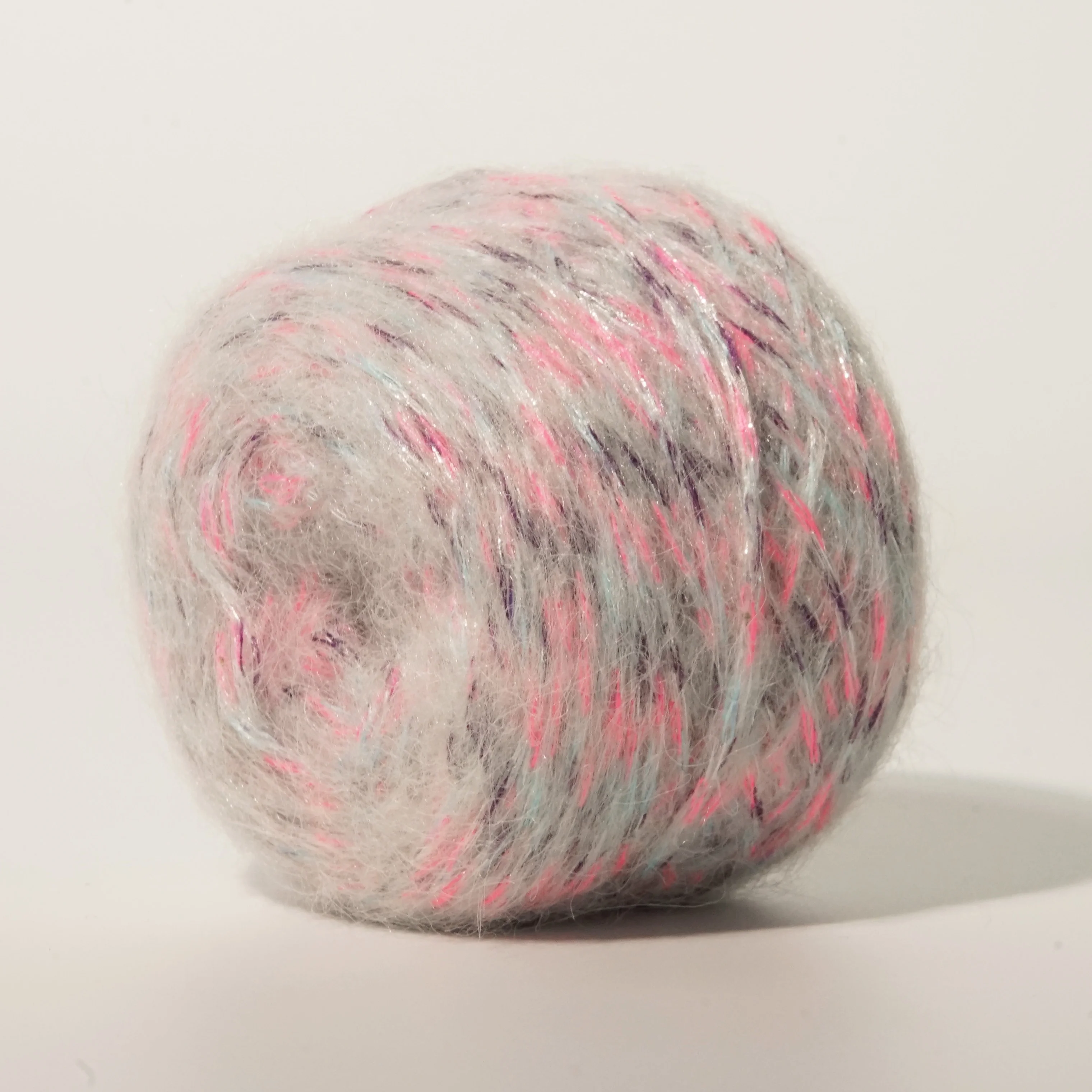 Wholesale Fancy yar Candy Color Glitter metallic Thread Chunky 4NM 6NM/1 fancy blended yarn for Crochet clothes