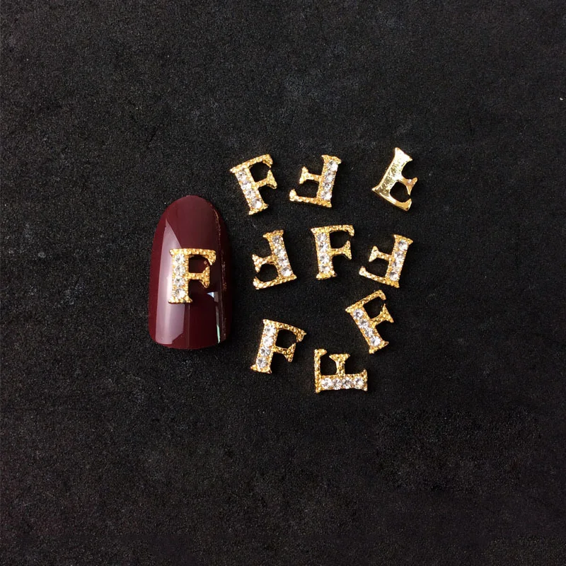 TSZS 2021 Популярные английские буквы Кристалл 3D ювелирные изделия подвески из сплава для ногтей Подвески принадлежности для дизайна ногтей украшение