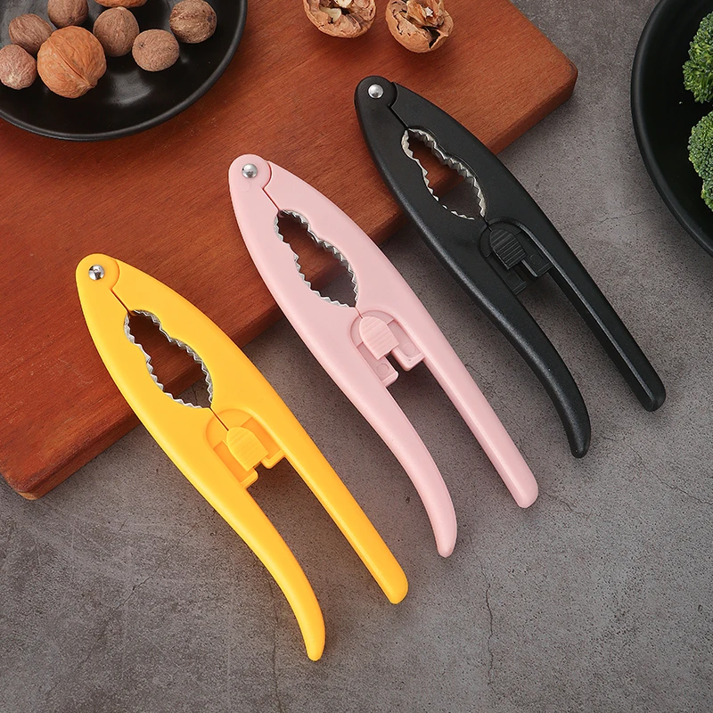 Nut Cracker Hot Sale Kitchen Accessories Multifunctional Easy Use Nut Cracker Tool Pecan Nut Cracker Walnut