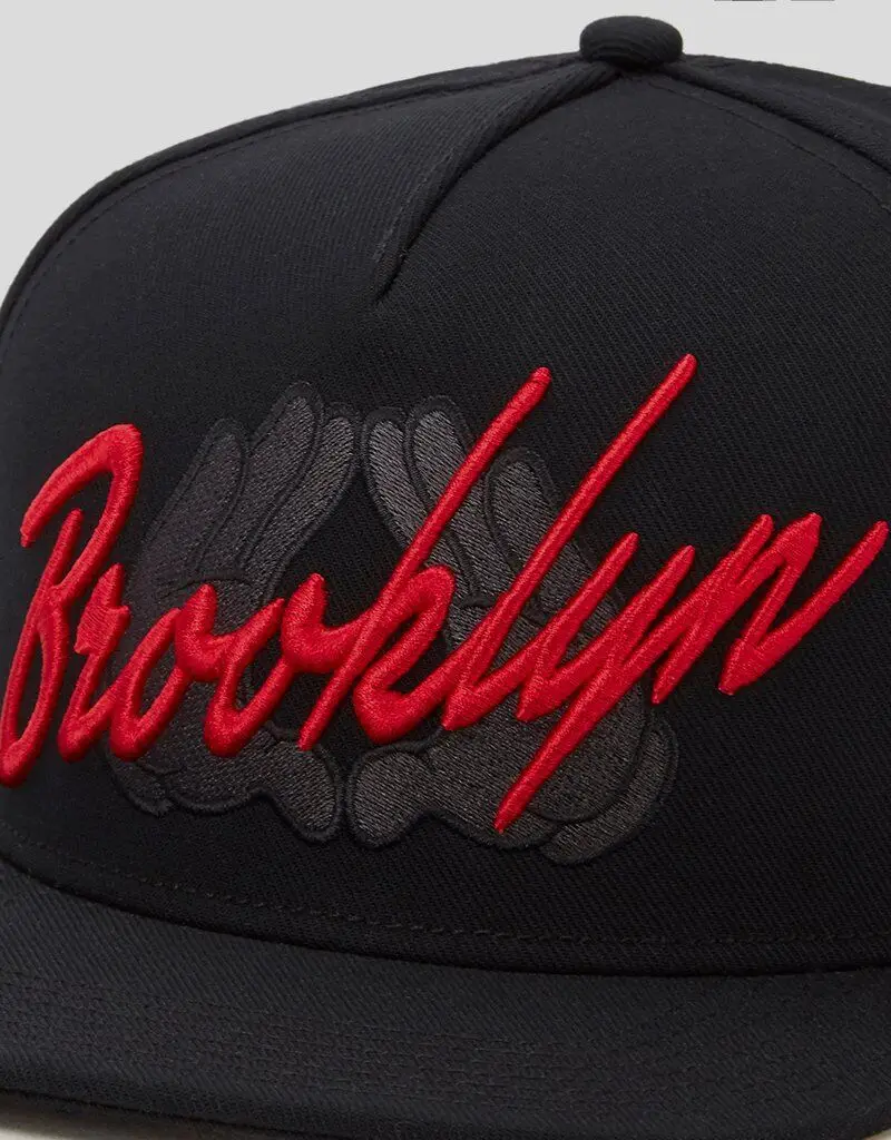 Custom Color Hats Luxury Black Embroidery 6 Panel Peaked baseball Caps For Men