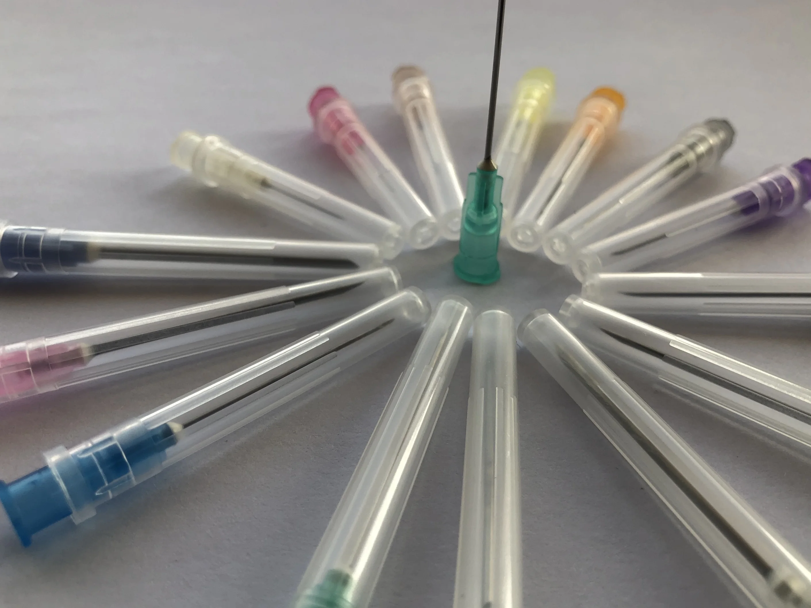 
Disposable hypodermic injection needles 