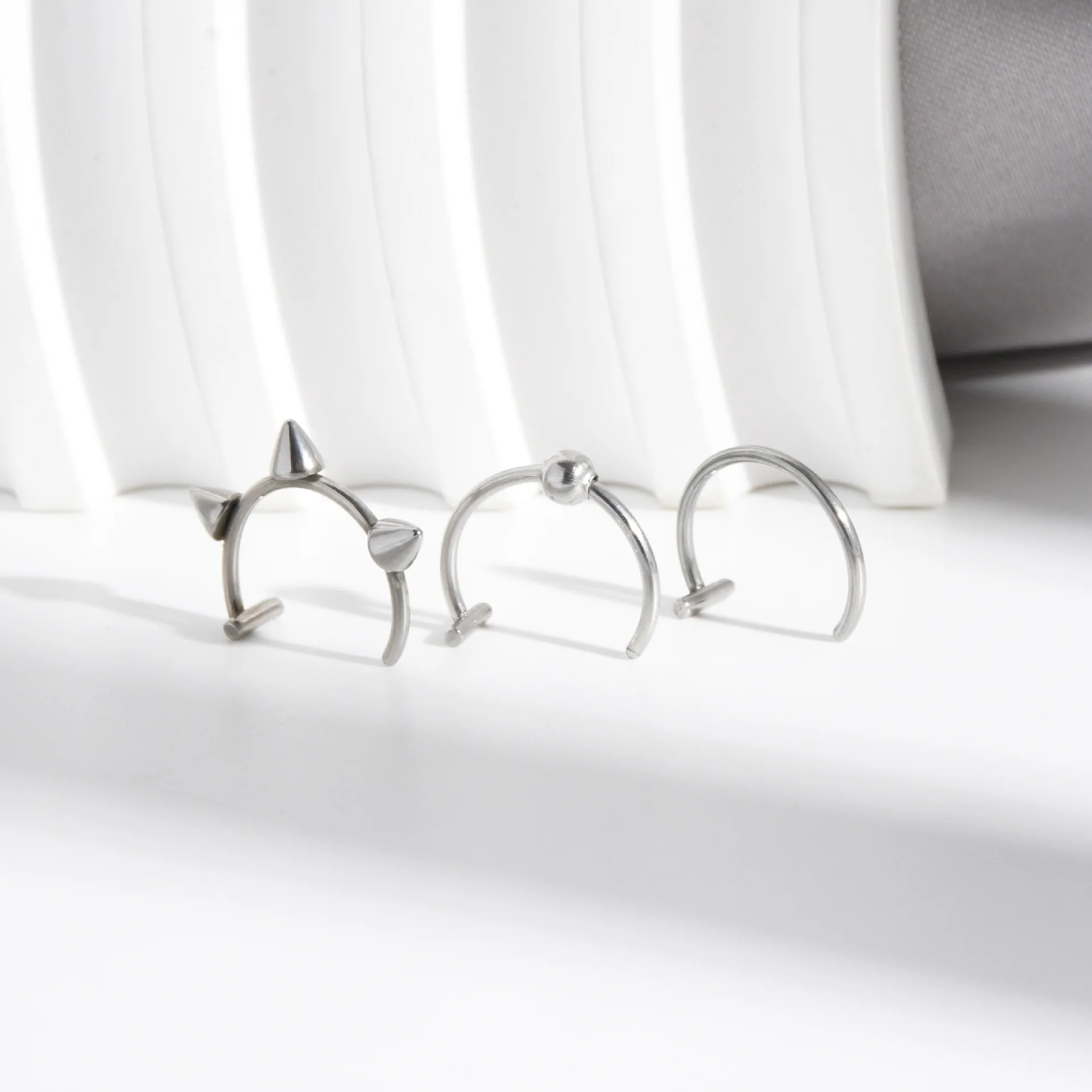 1Pc Stainless Steel Fake Nose Ring Women Body Jewelry Non-Pierced Hoops Septum Rings C-shaped Clip Lip Ring