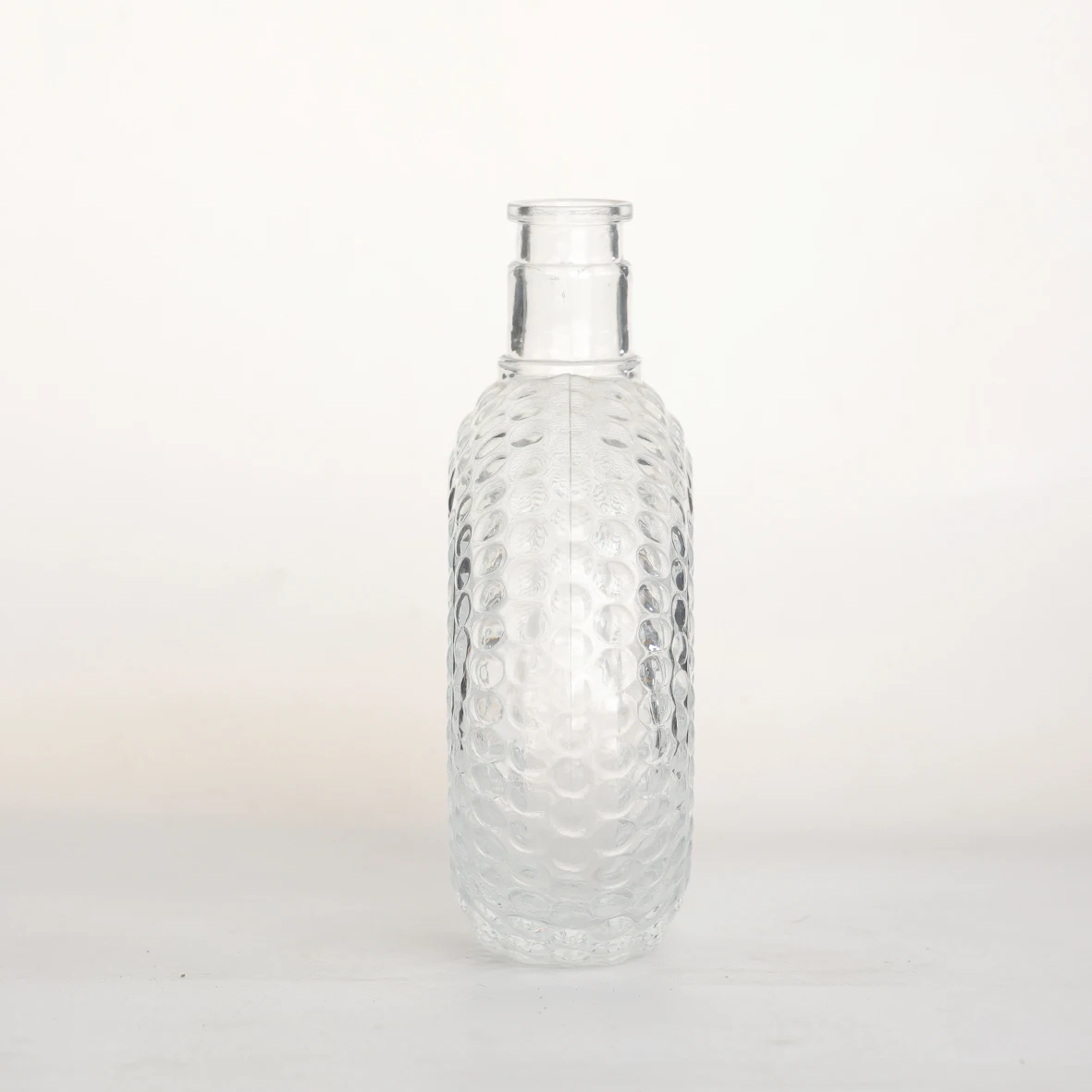 Top quality Customised Decorative Vodka Bottles Wholesalers Round Whisky Glass Bottles