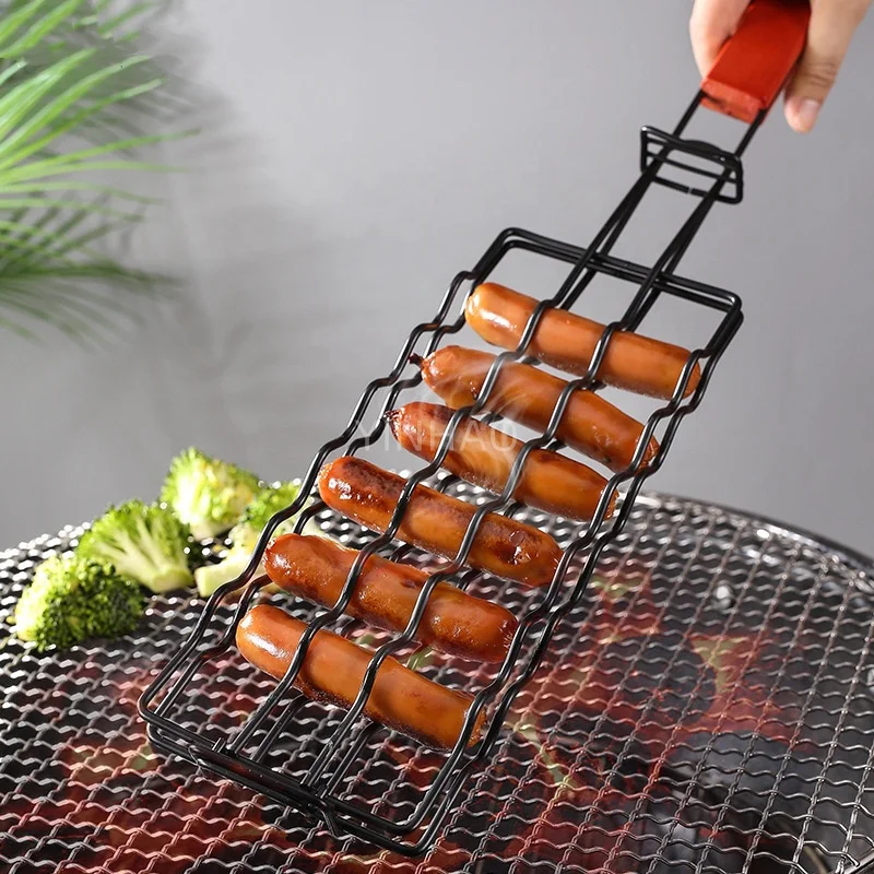 BBQ Accessories 6 Hot Dog Grill BBQ Basket Wood Handle BBQ Sausage Grilling Basket