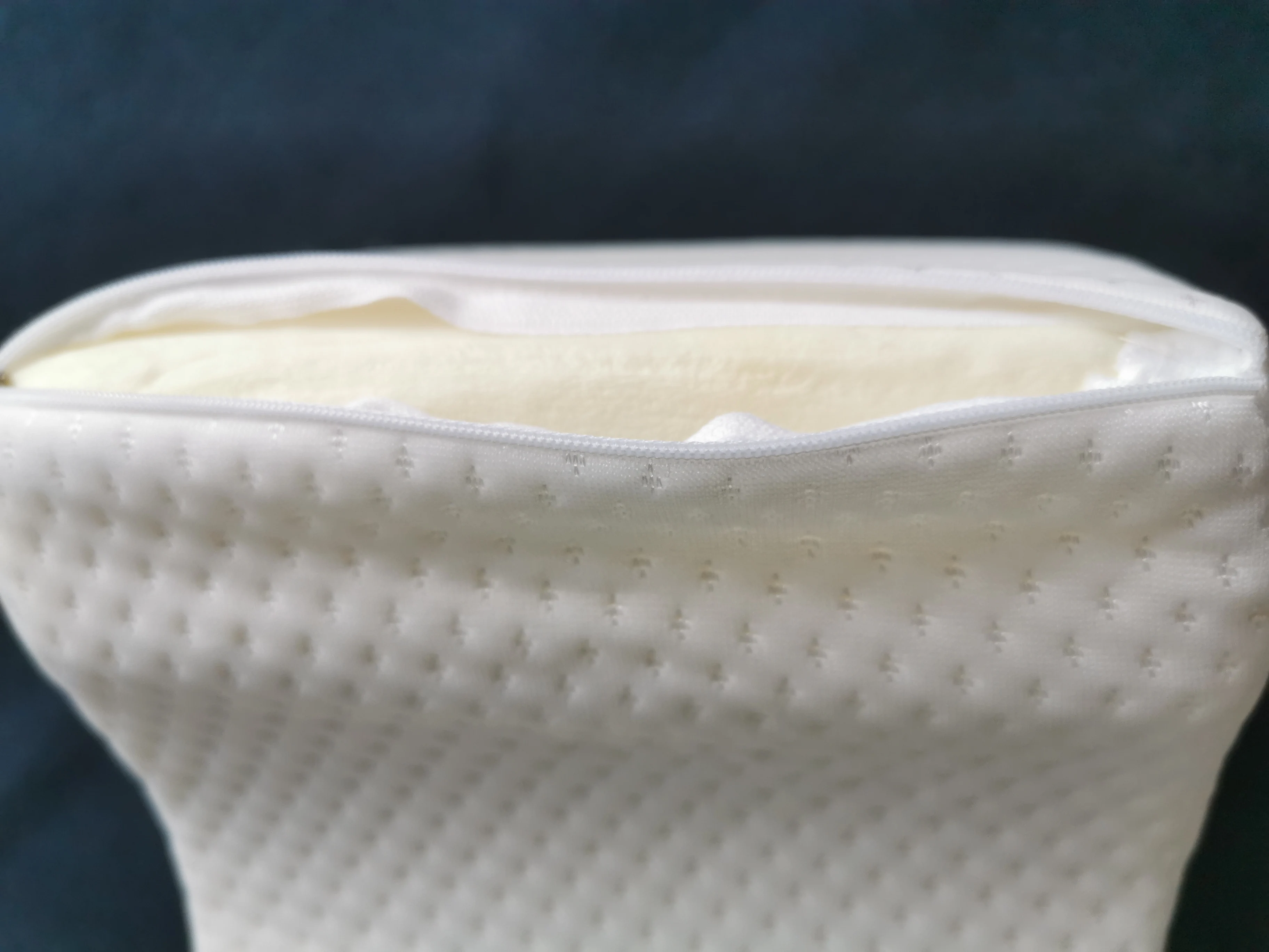 Adjustable Pain Memory Foam Leg Strap Round Sciatic Nerv Pain Relief Orthopedic Memory Foam Knee Pillow For Side Sleepers