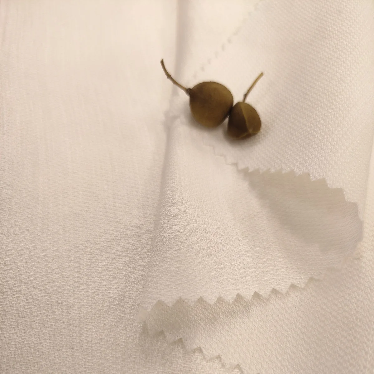 High quality 66%Hemp 34%Silk Fabric soft silky for garment and home textile hemp clothing fabric