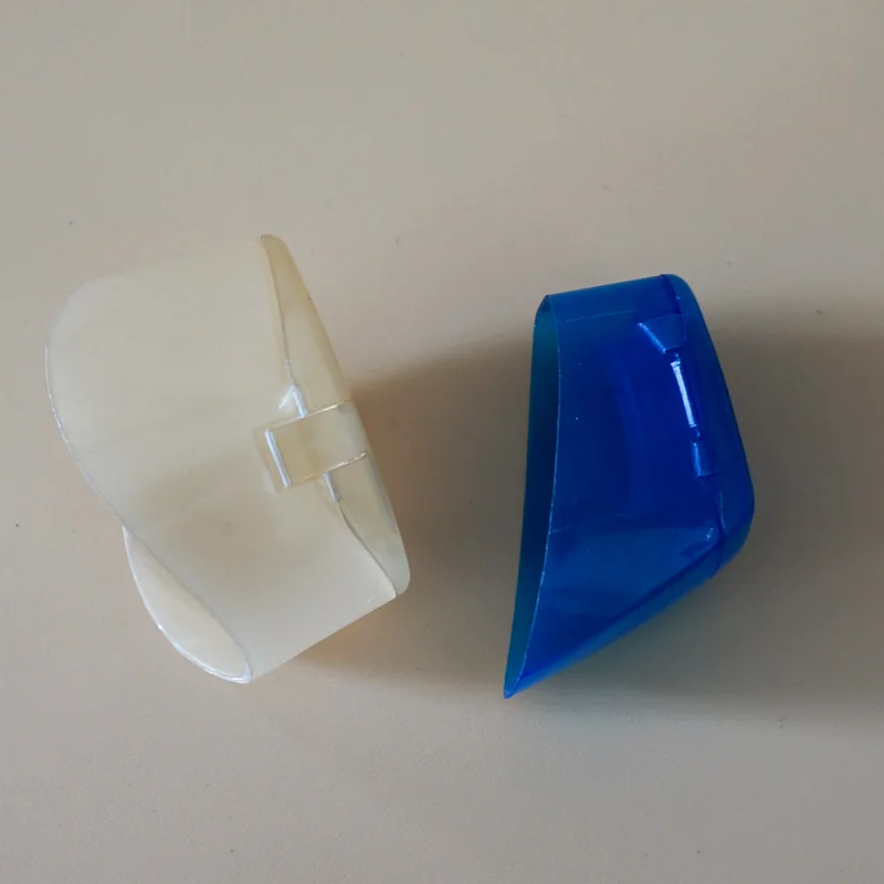 
28 caliber shampoo bottle flip top cap for Liquid Packaging Bottle Plastic cap 