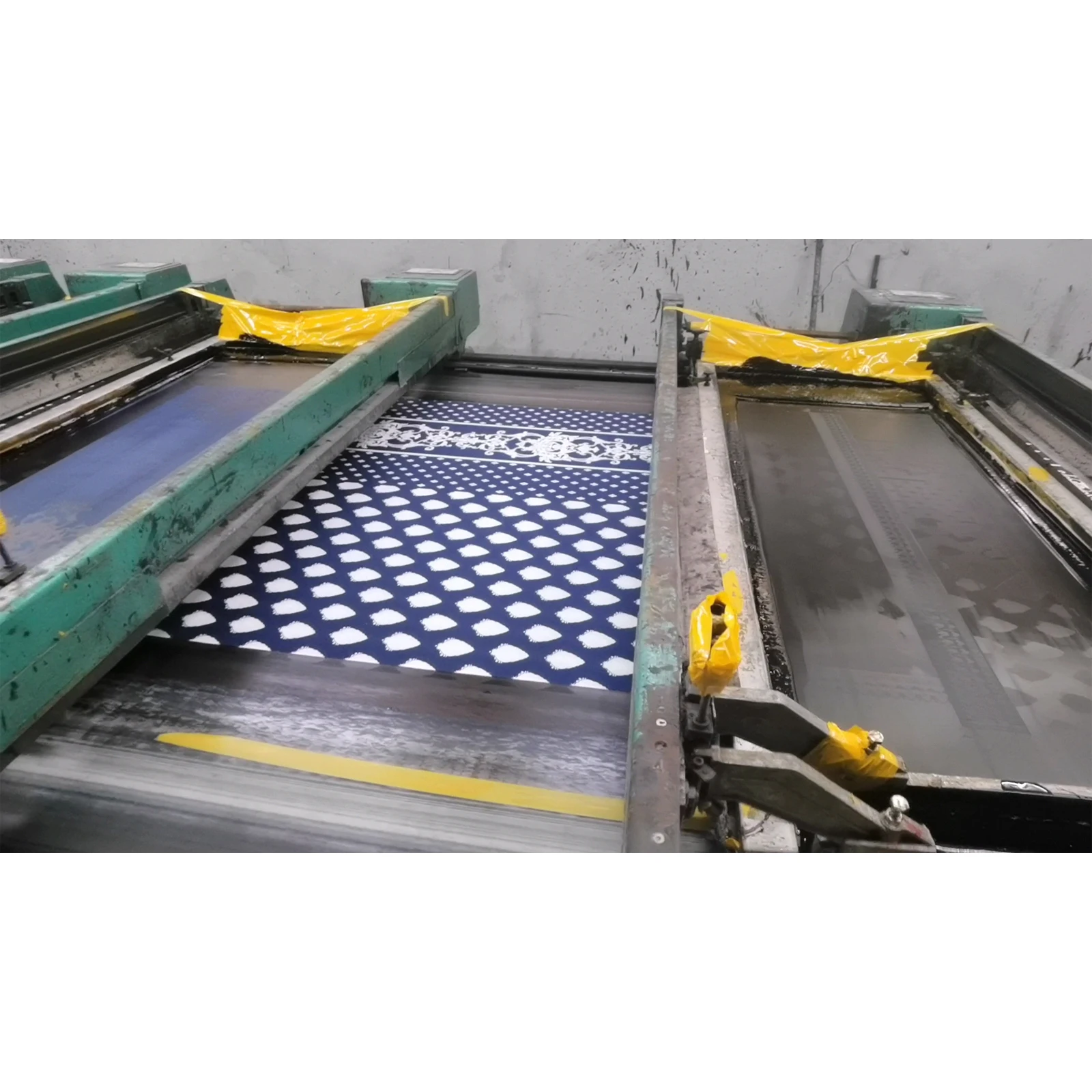 Customized 28S Elastic Cotton Fabric Woven Poplin for Clothing Shirts Dresses Skirts