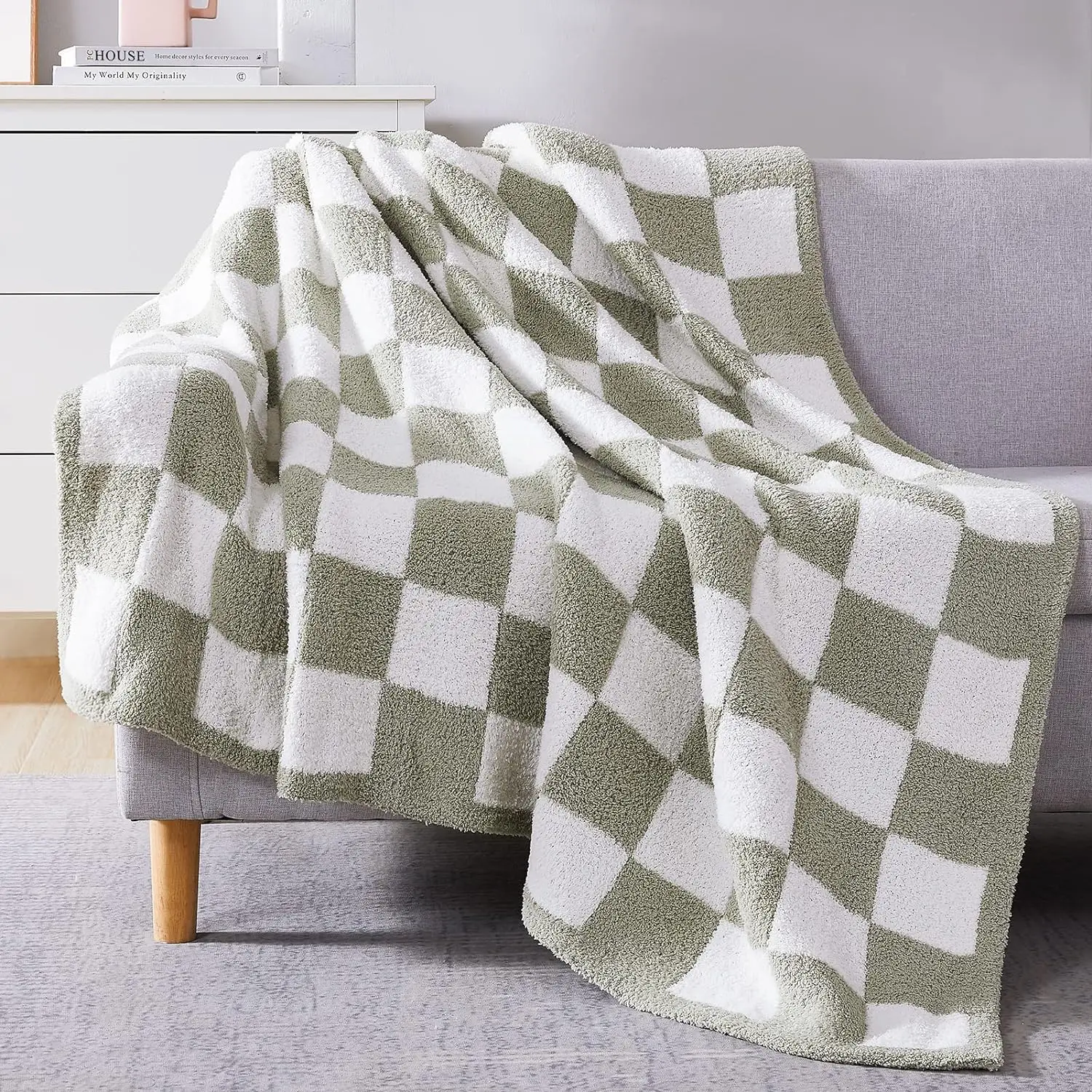 Checkered Throw Blanket Microfiber Soft Cozy Fluffy Warm Hand Made Throw Blankets for Bed Blanket
